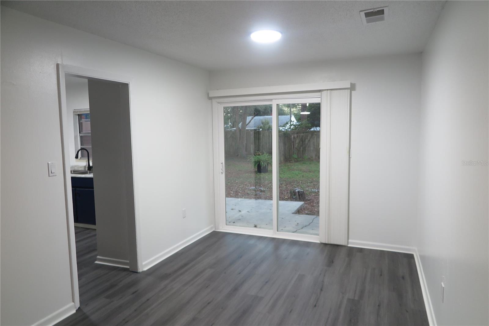 Image 11 of 17 For 509 19th Lane B