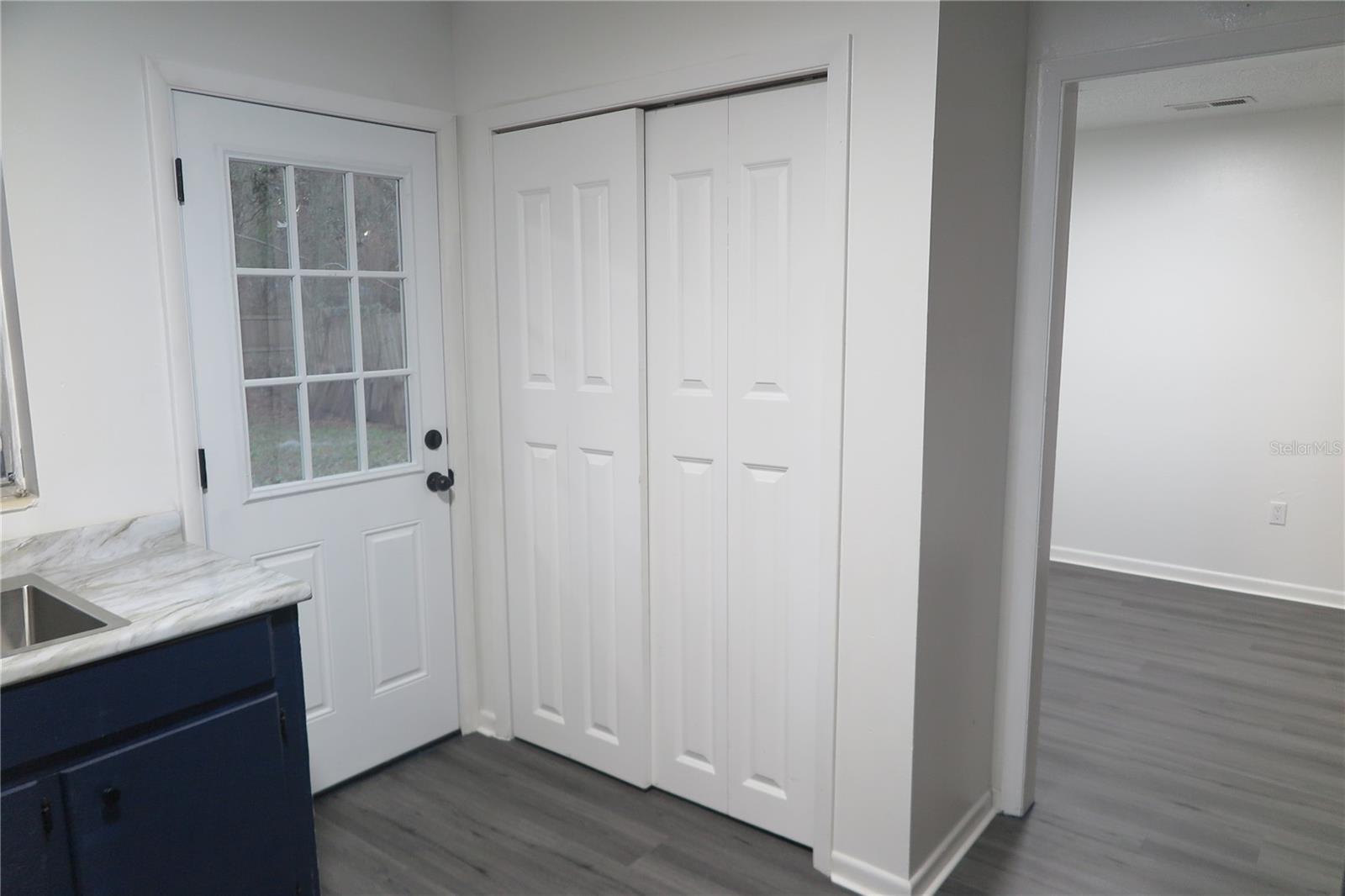 Image 15 of 17 For 509 19th Lane B