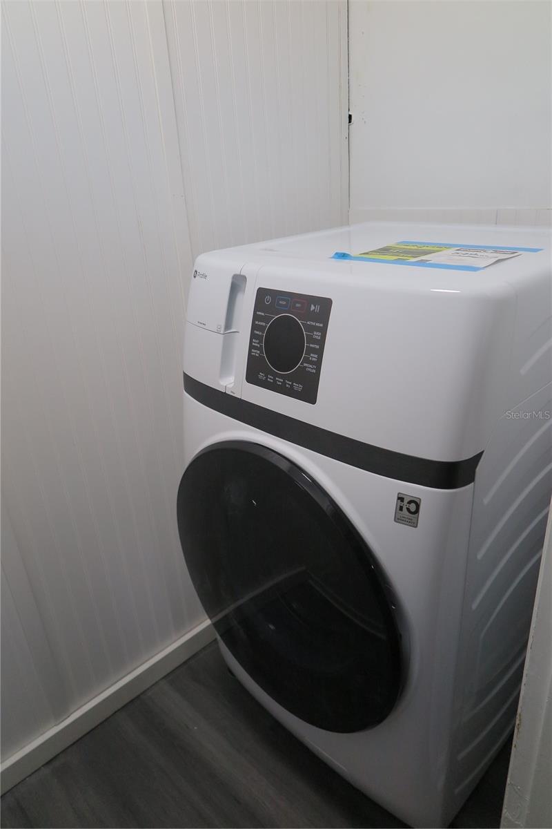 Image 16 of 17 For 509 19th Lane B