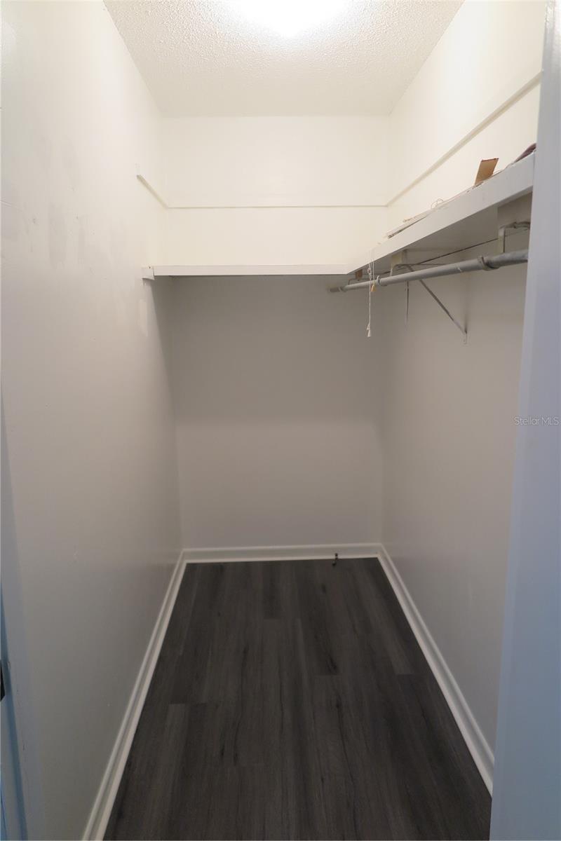 Image 5 of 17 For 509 19th Lane B