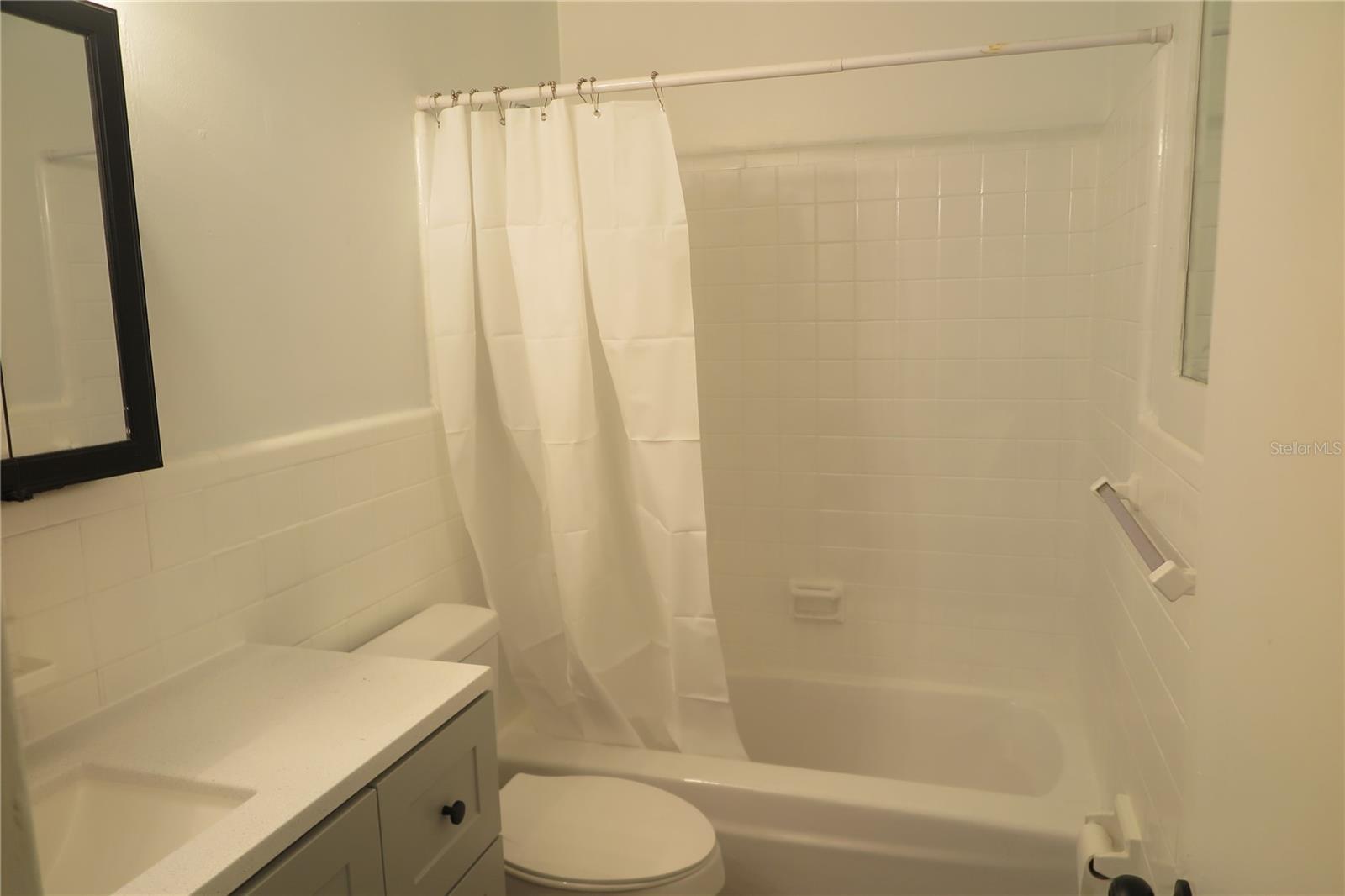 Image 7 of 17 For 509 19th Lane B