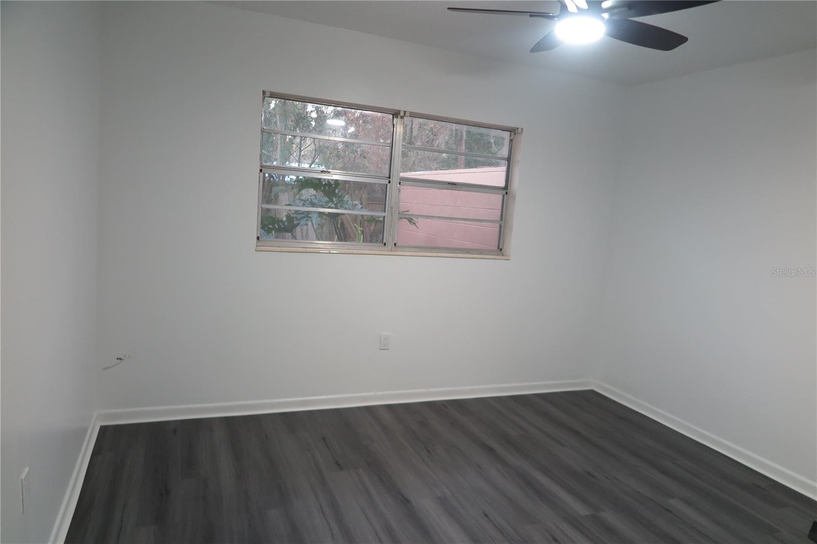 Image 9 of 17 For 509 19th Lane B