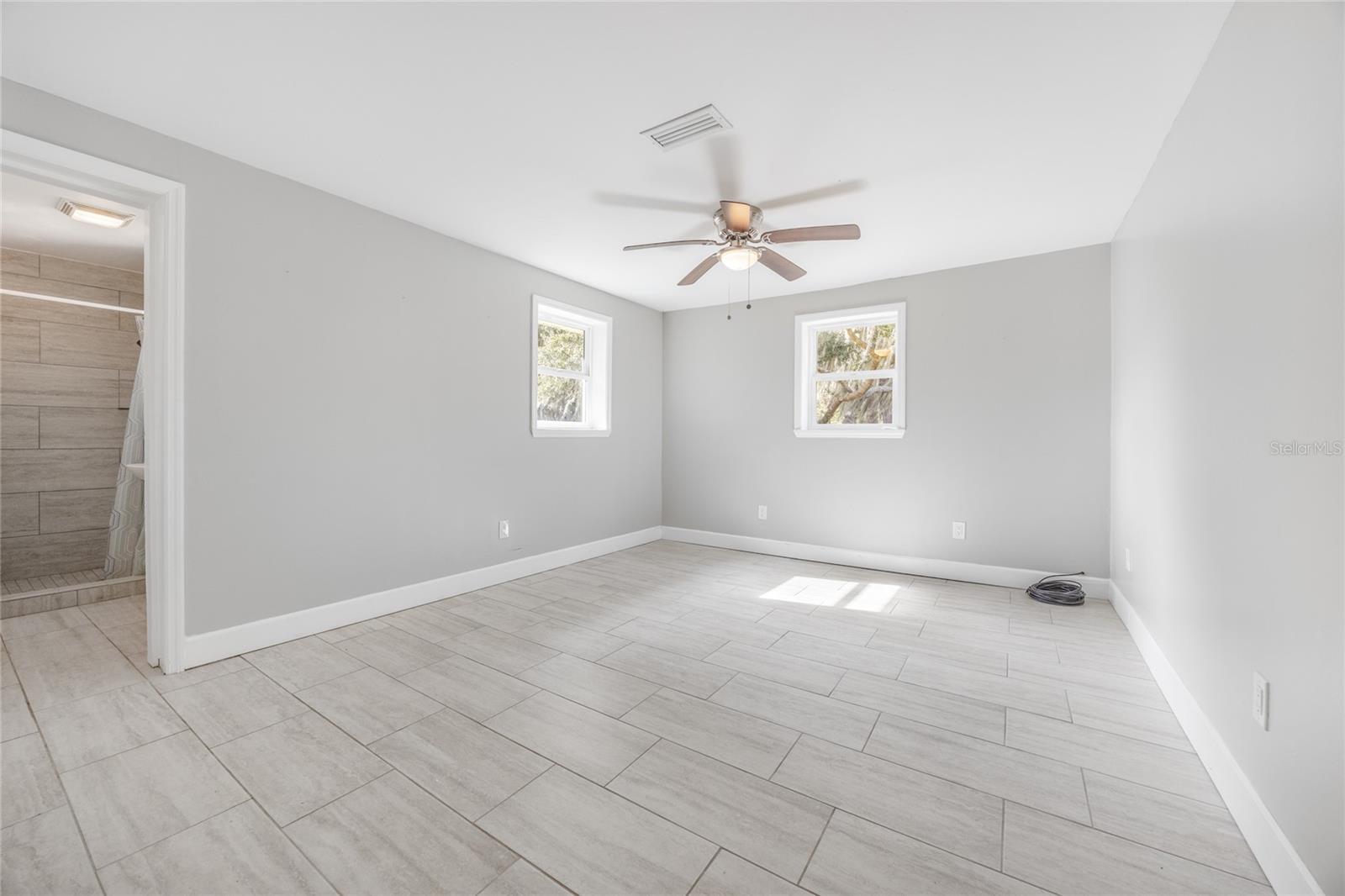 Image 17 of 73 For 16602 124th Avenue