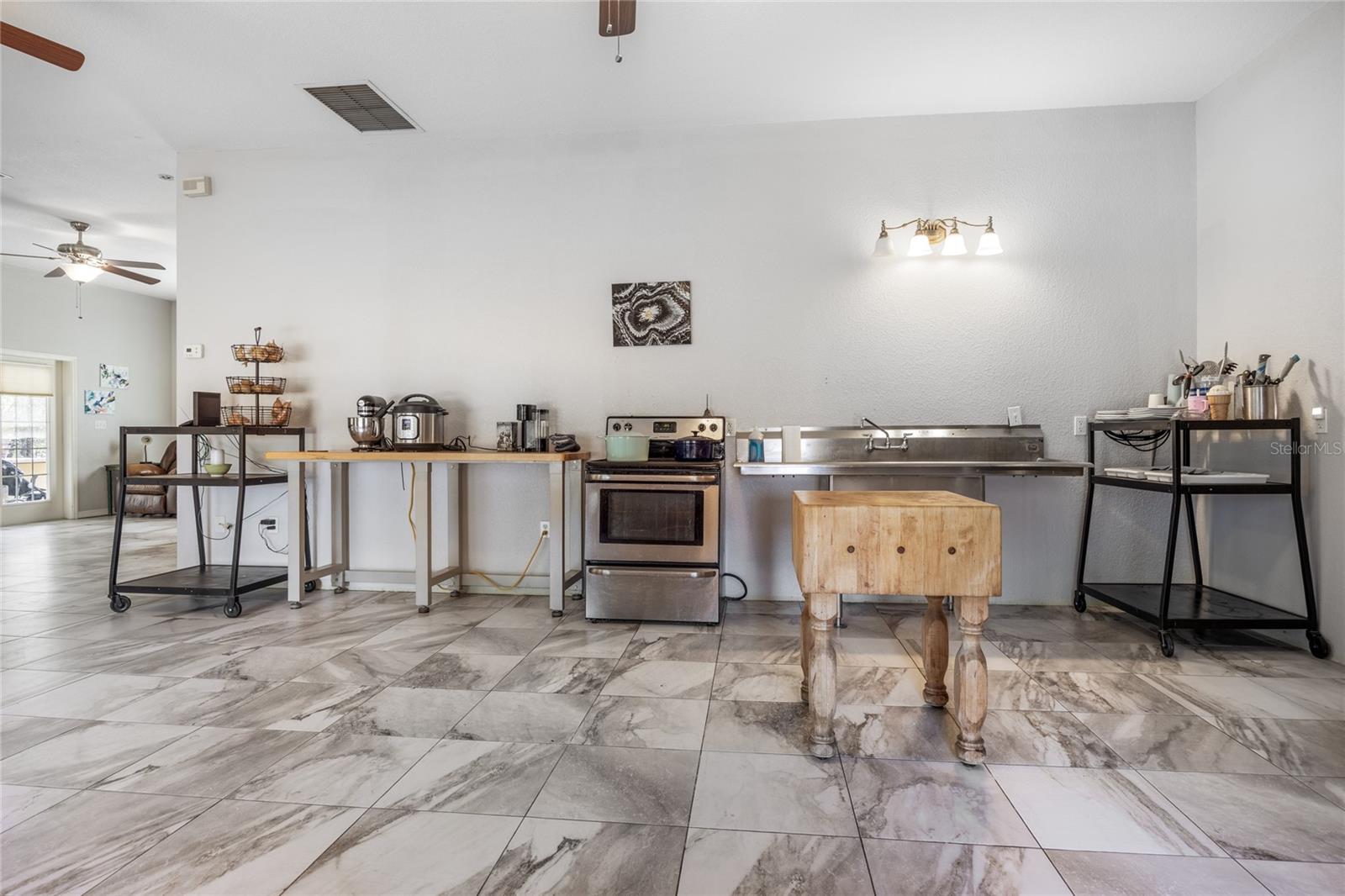 Image 46 of 73 For 16602 124th Avenue