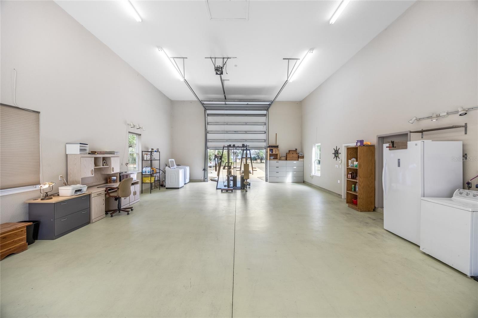 Image 53 of 73 For 16602 124th Avenue