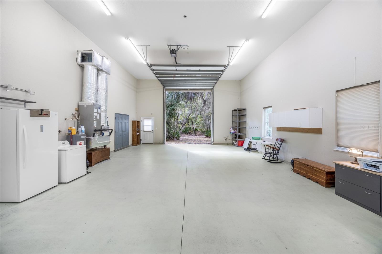 Image 54 of 73 For 16602 124th Avenue