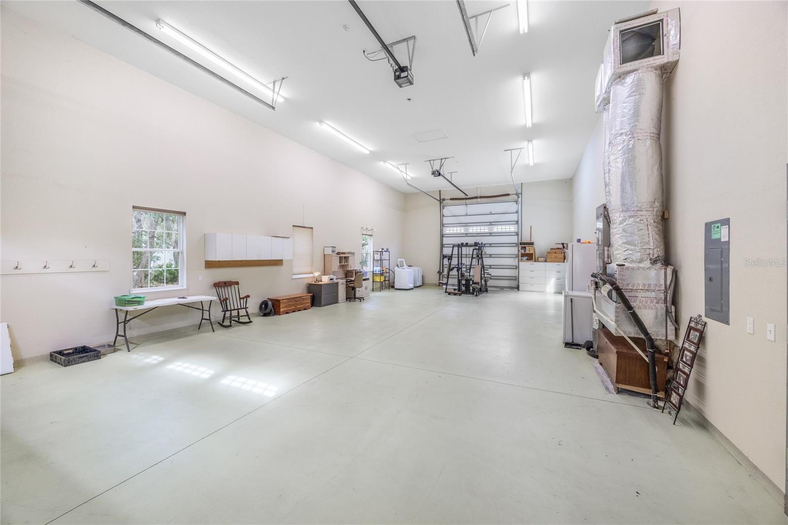 Image 57 of 73 For 16602 124th Avenue