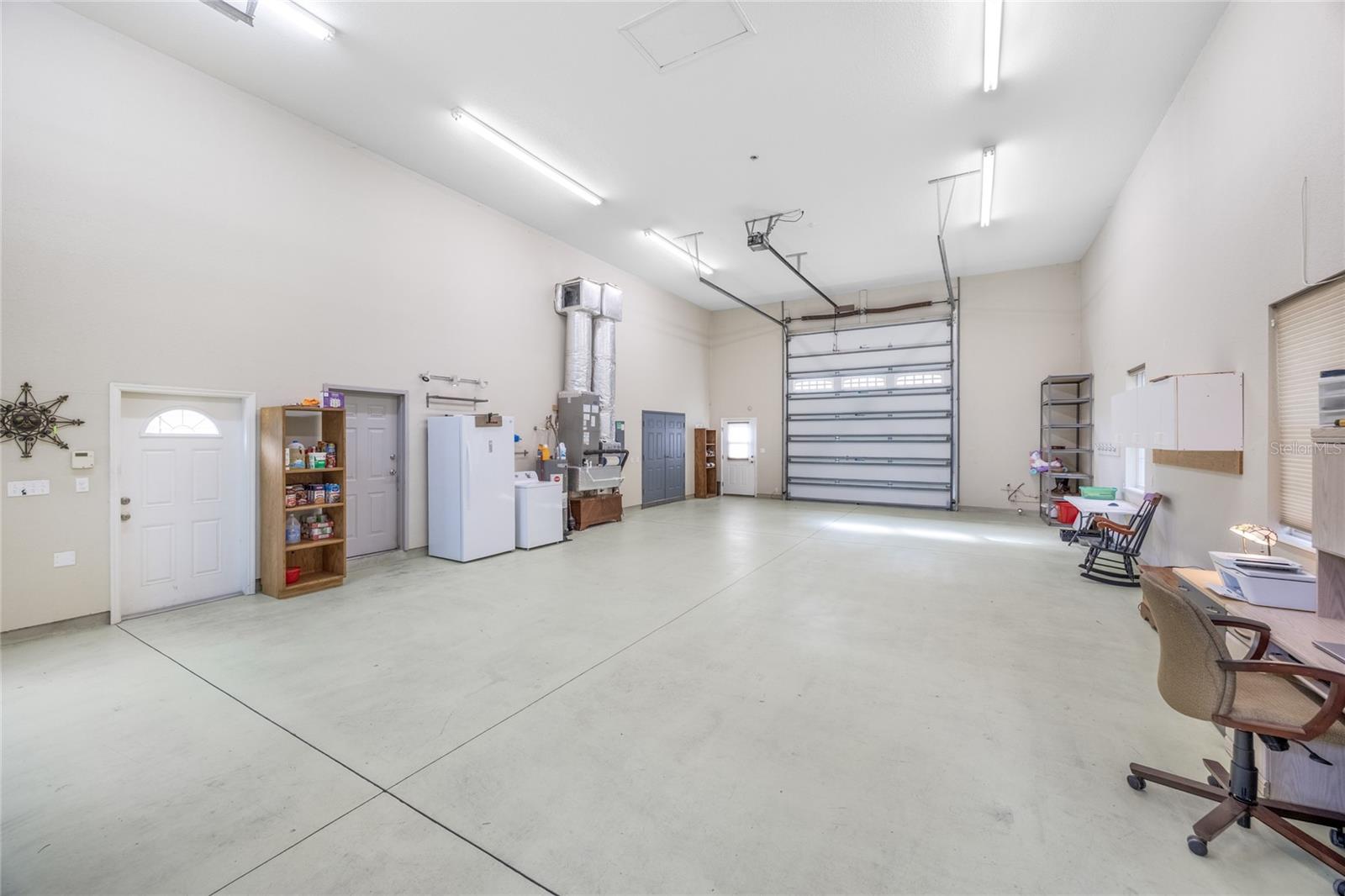 Image 61 of 73 For 16602 124th Avenue