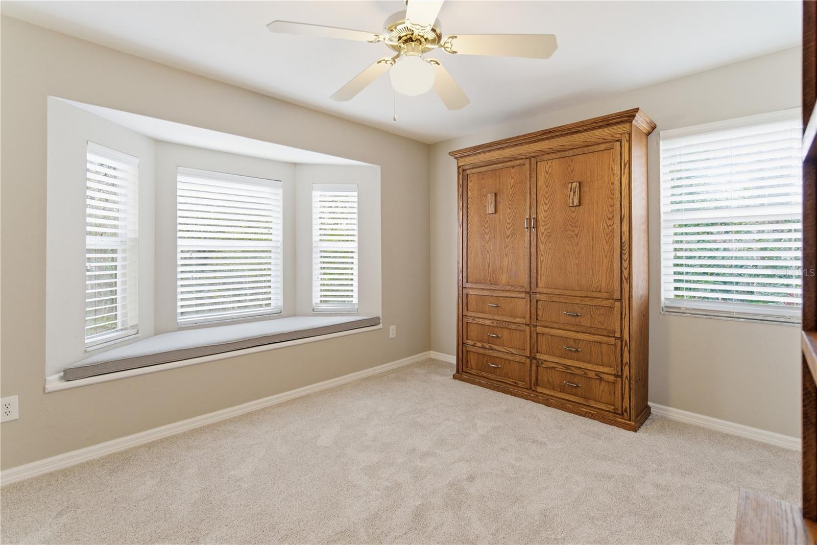 Image 17 of 42 For 5117 78 Place