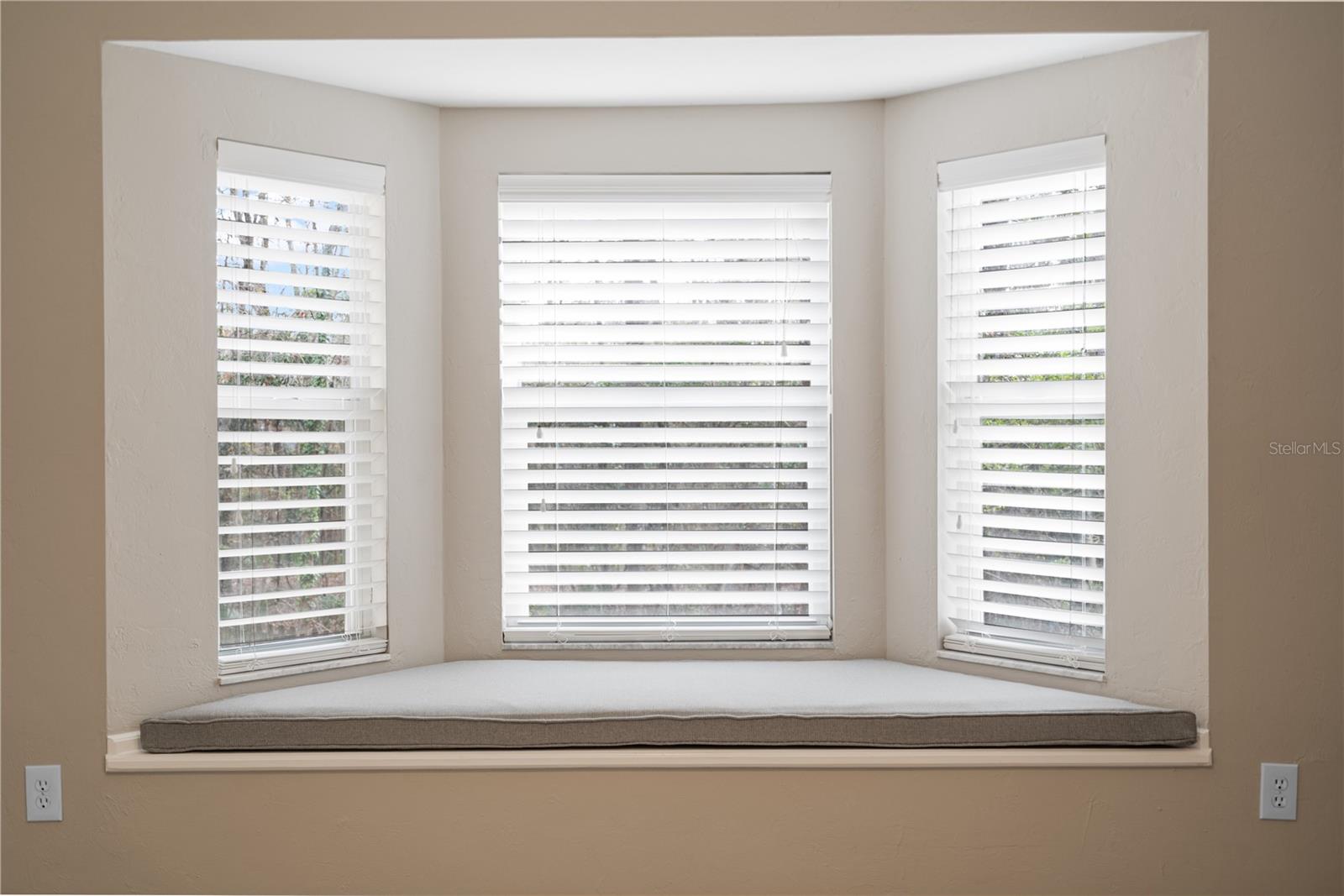 Image 18 of 42 For 5117 78 Place