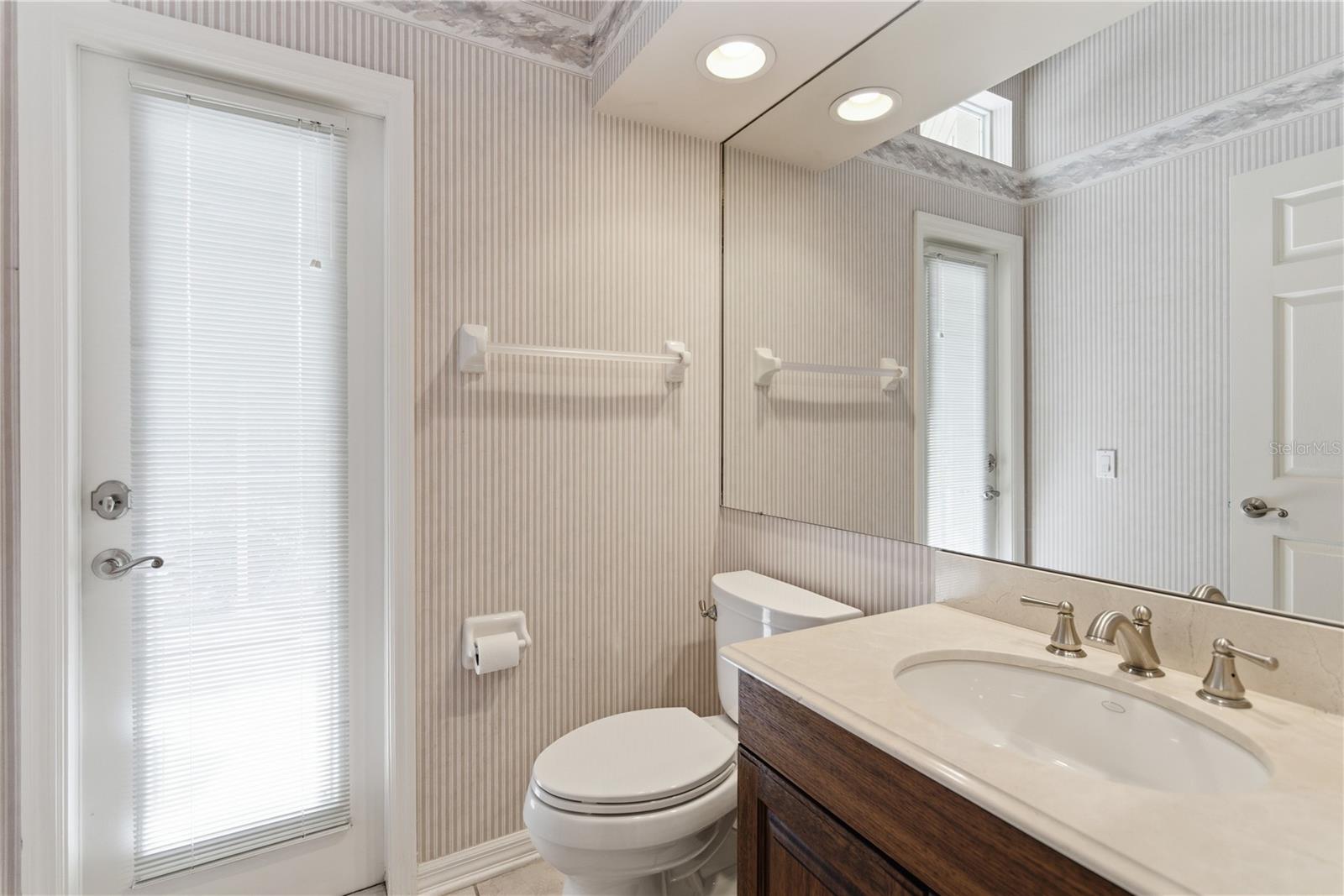 Image 27 of 42 For 5117 78 Place