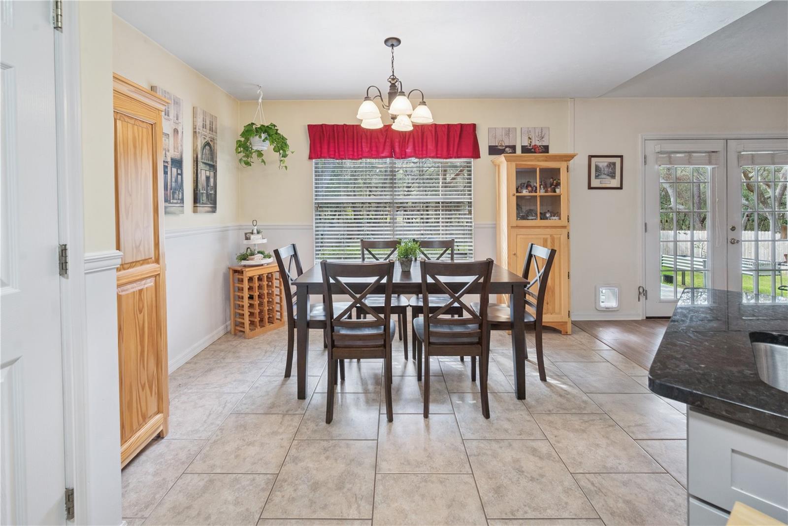 Image 12 of 46 For 6607 Woodland Drive