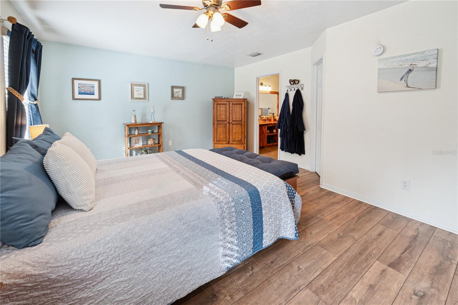 Image 15 of 46 For 6607 Woodland Drive