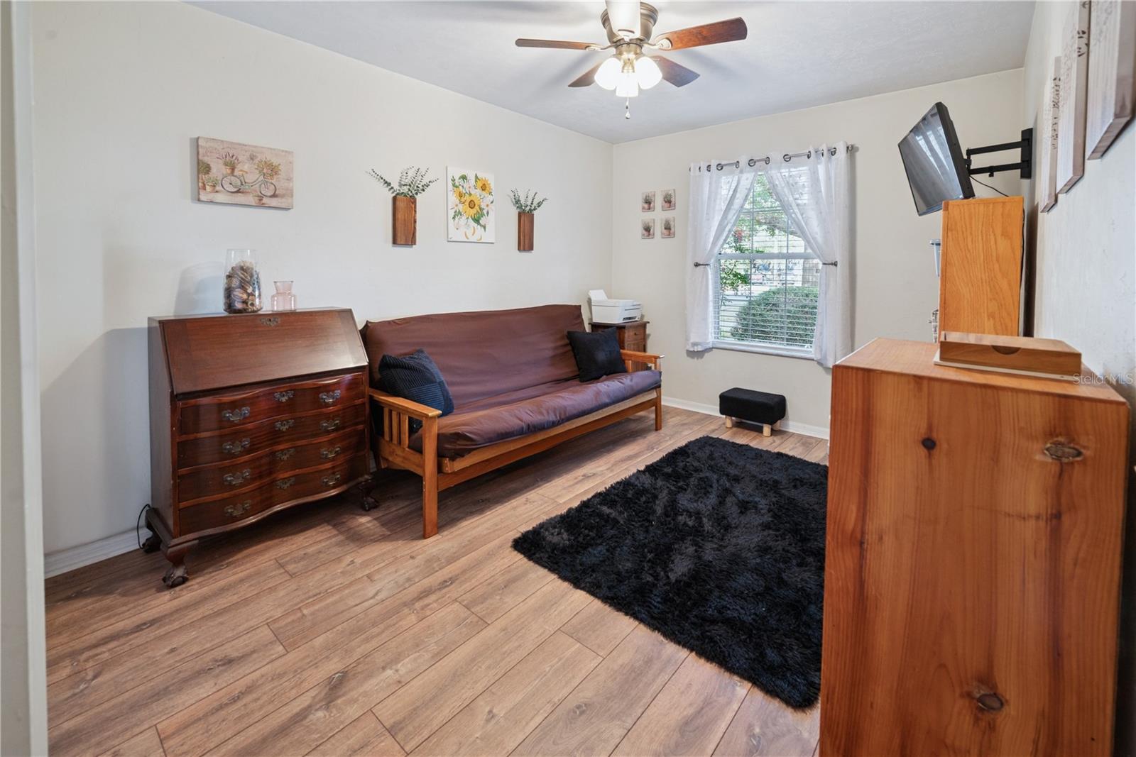 Image 30 of 46 For 6607 Woodland Drive