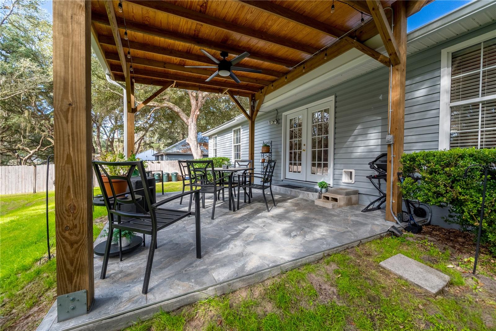 Image 35 of 46 For 6607 Woodland Drive