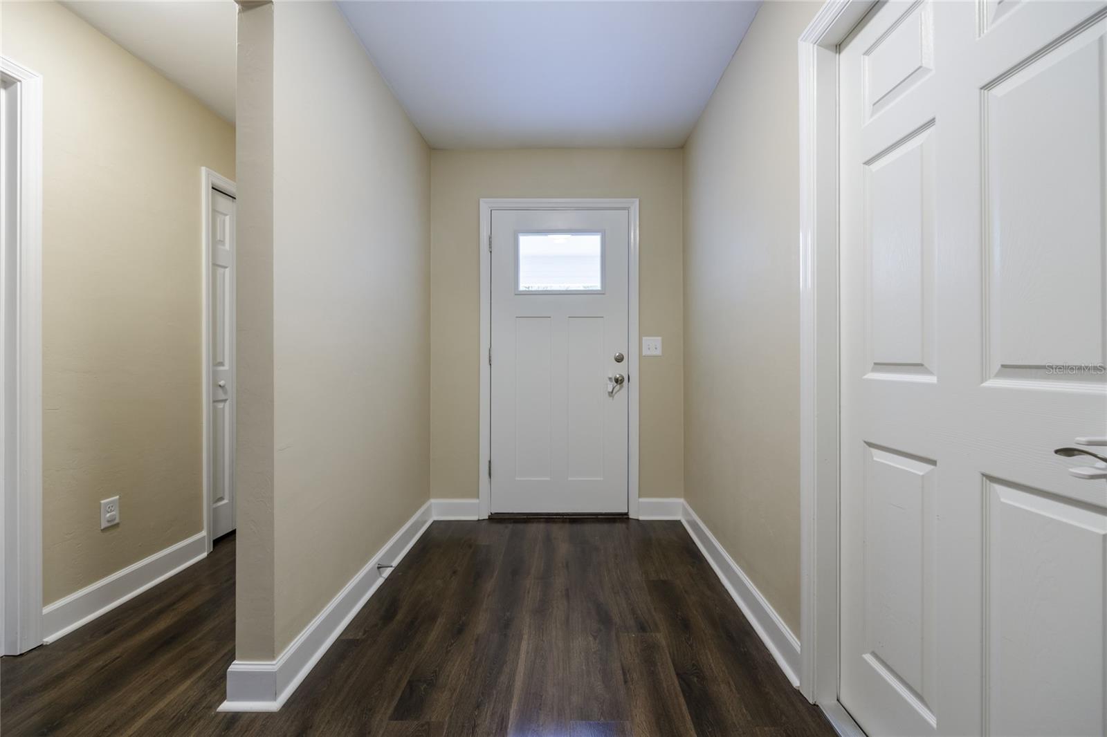 Image 10 of 39 For 667 Stephens Street