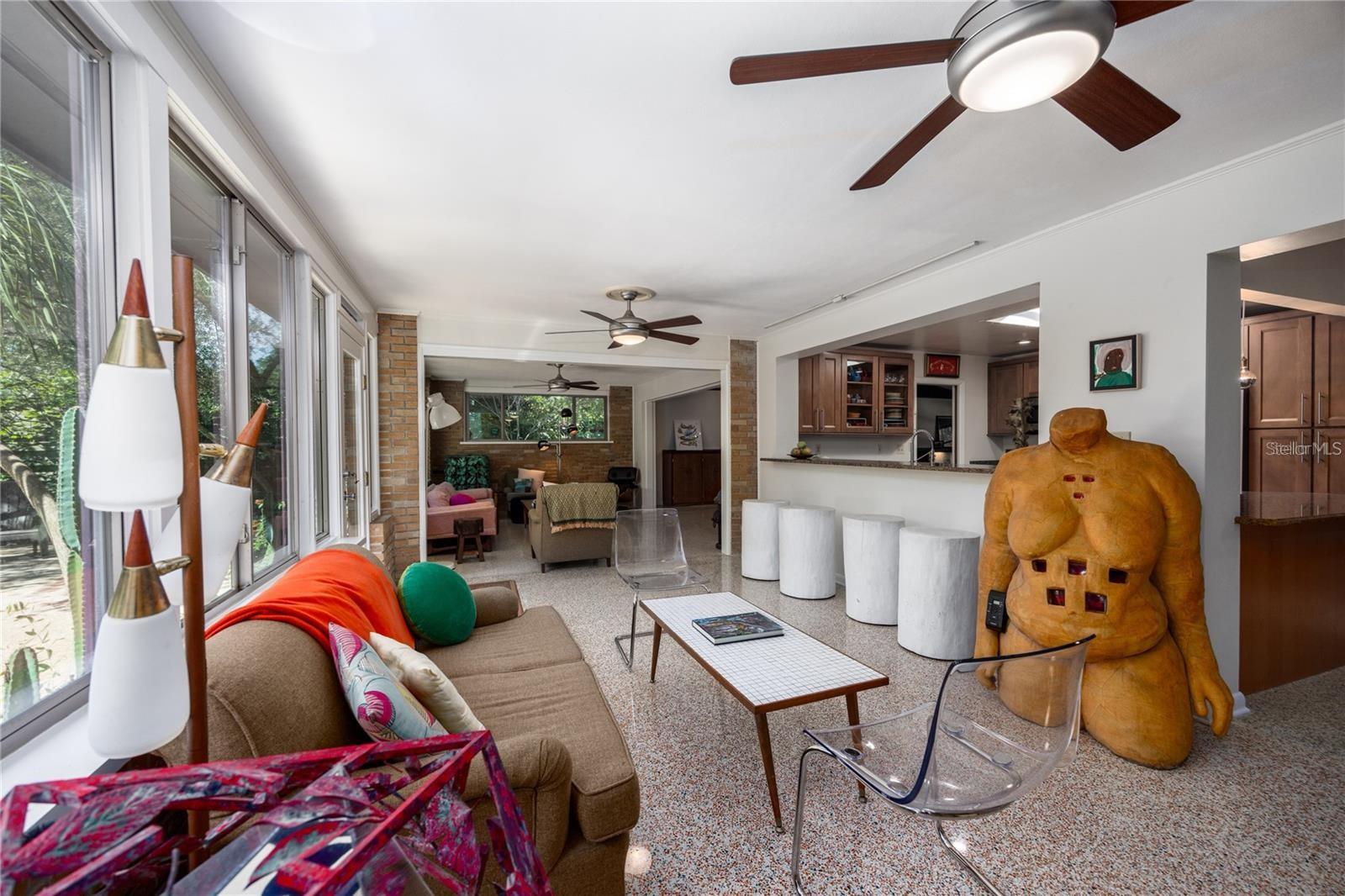 Listing photo id 33 for 415 32nd Street