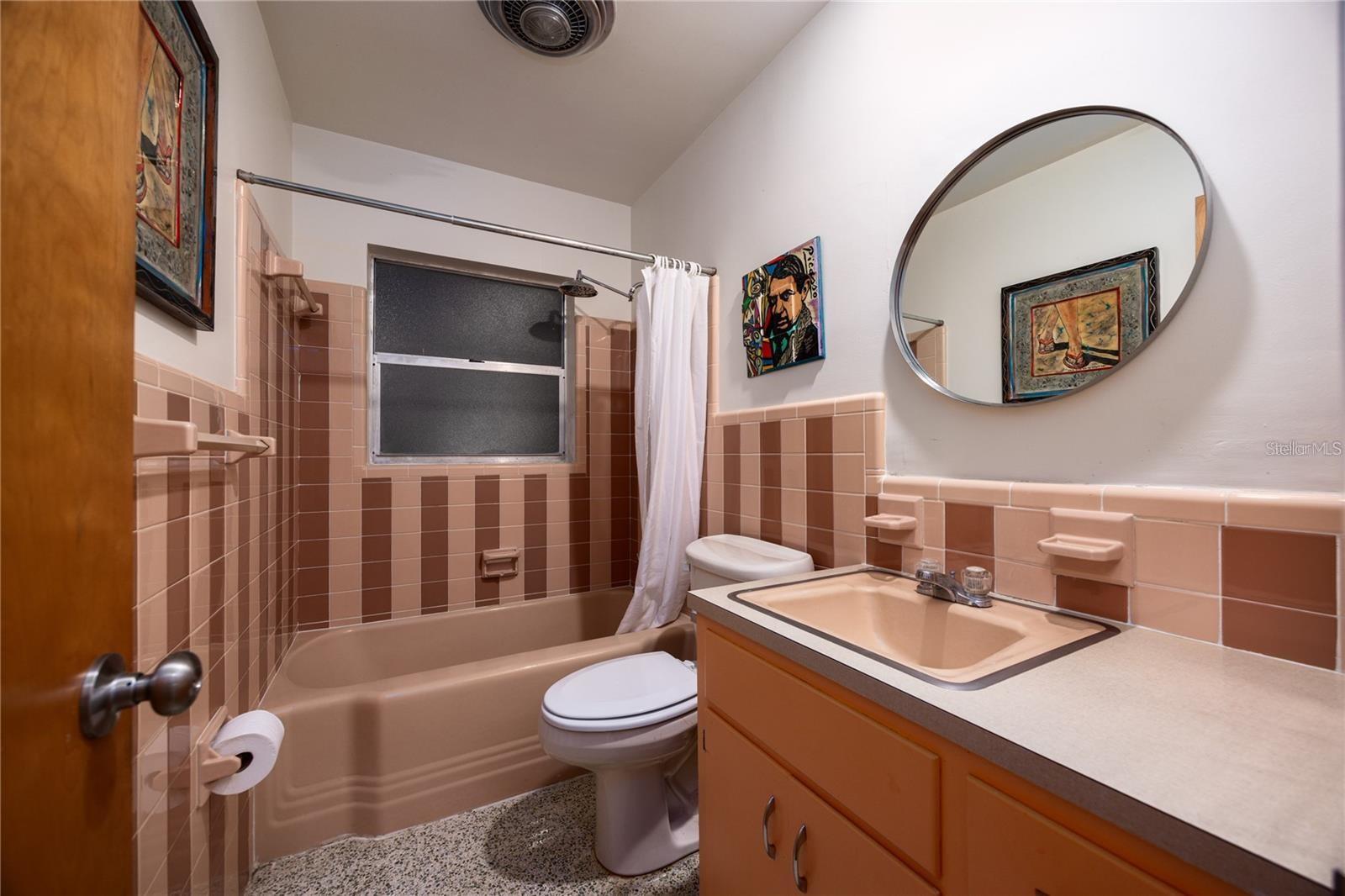 Listing photo id 57 for 415 32nd Street