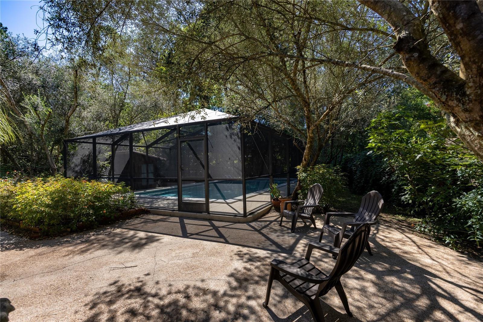 Listing photo id 64 for 415 32nd Street