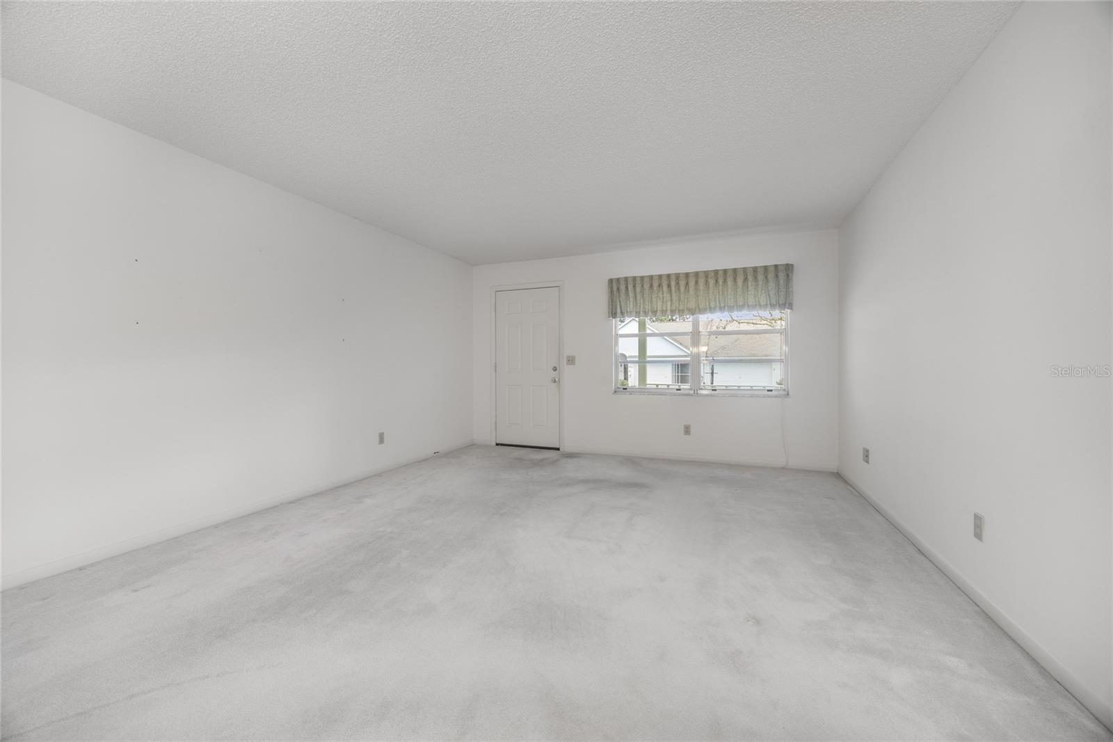 Image 11 of 43 For 8750 90th Lane C