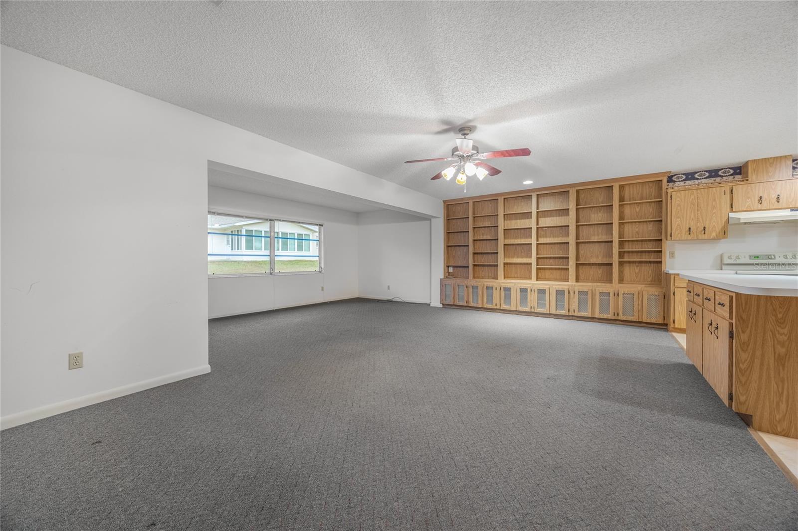 Image 14 of 43 For 8750 90th Lane C