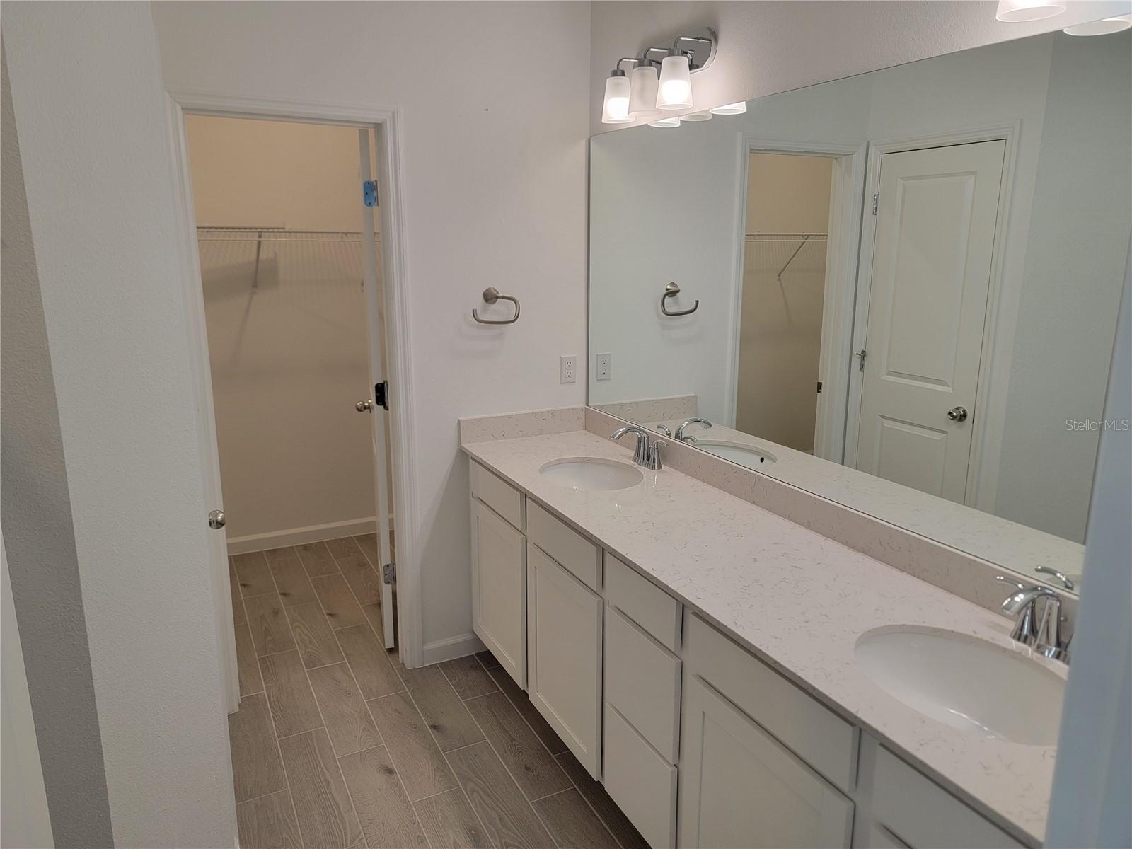 Image 21 of 40 For 4462 14 Loop