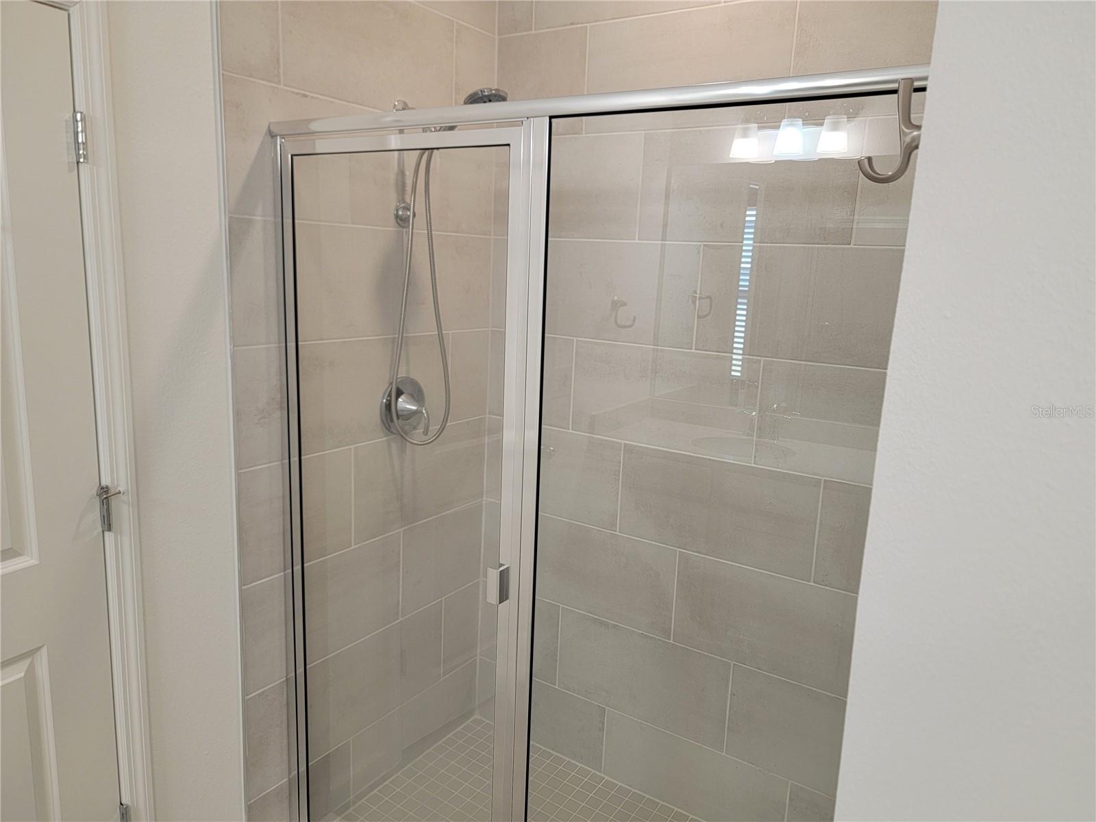 Image 22 of 40 For 4462 14 Loop