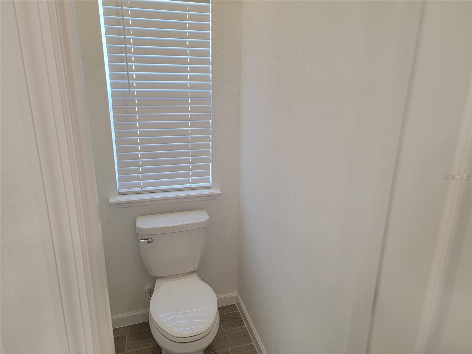 Image 23 of 40 For 4462 14 Loop