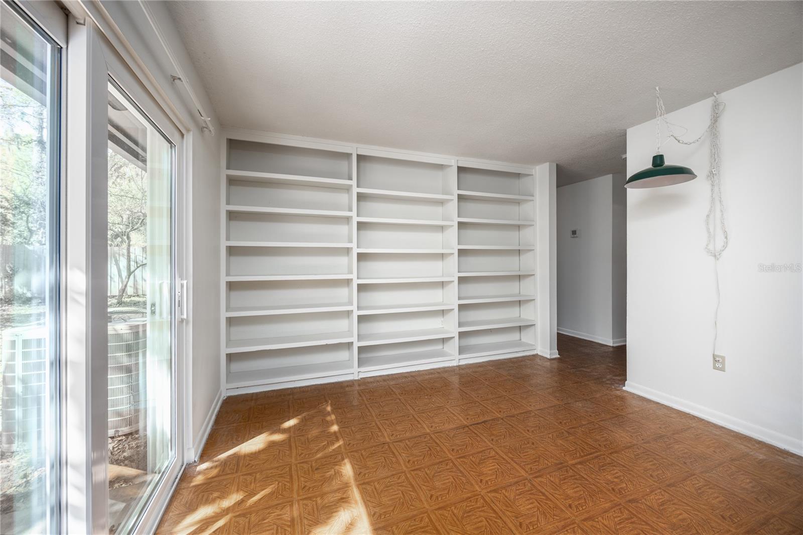 Image 4 of 13 For 1727 42nd Avenue