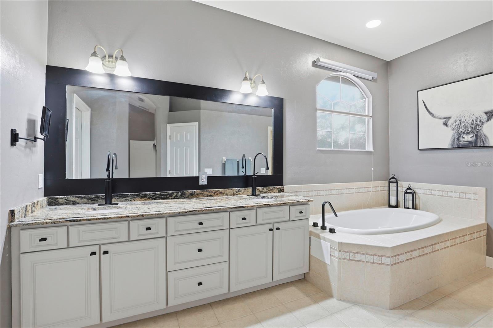 Image 39 of 76 For 9127 84th Street