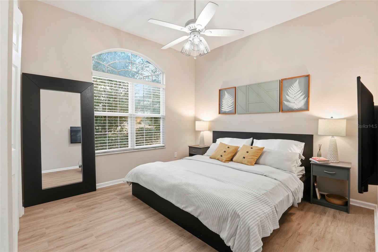 Image 43 of 76 For 9127 84th Street