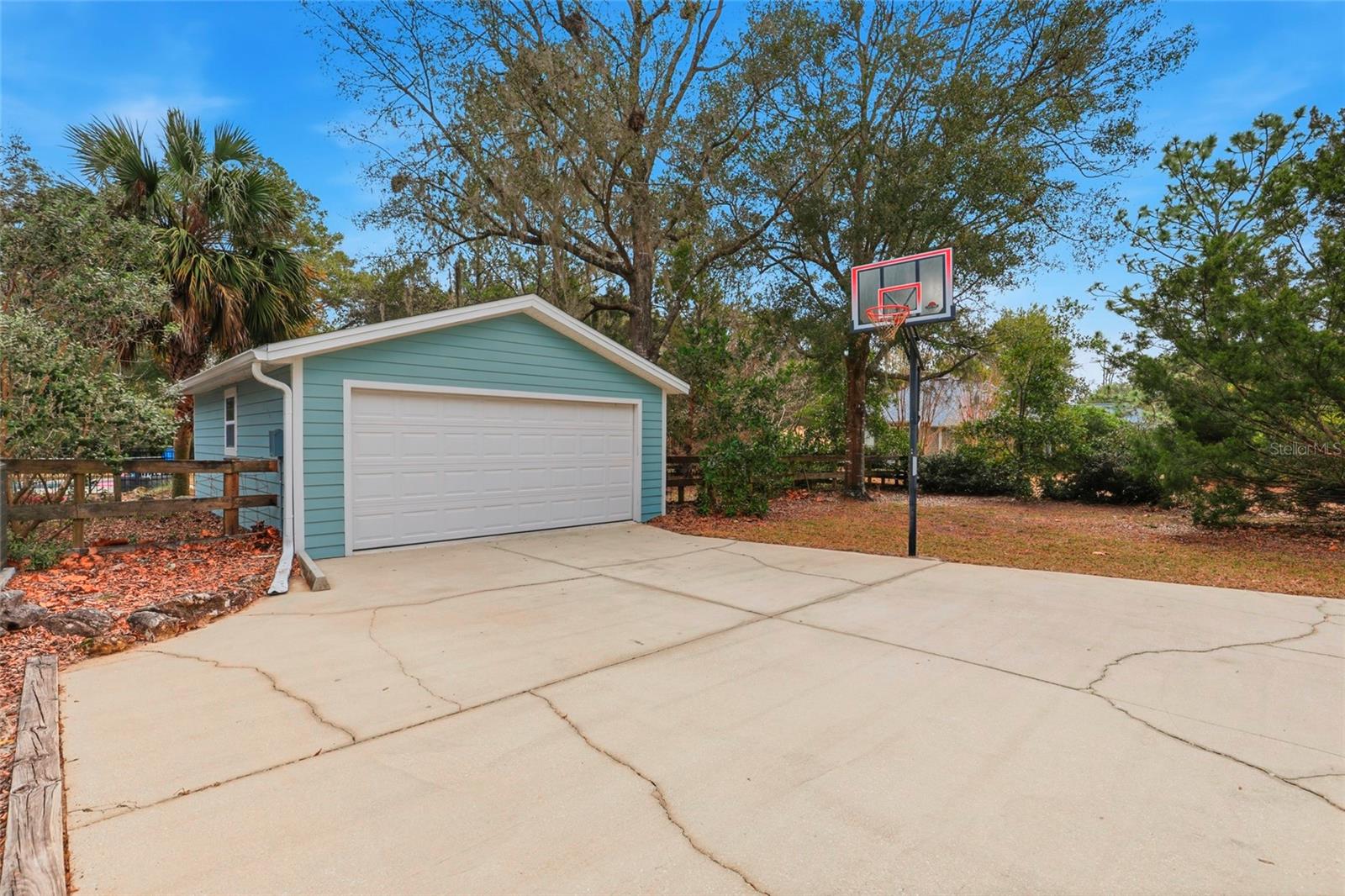 Image 6 of 76 For 9127 84th Street