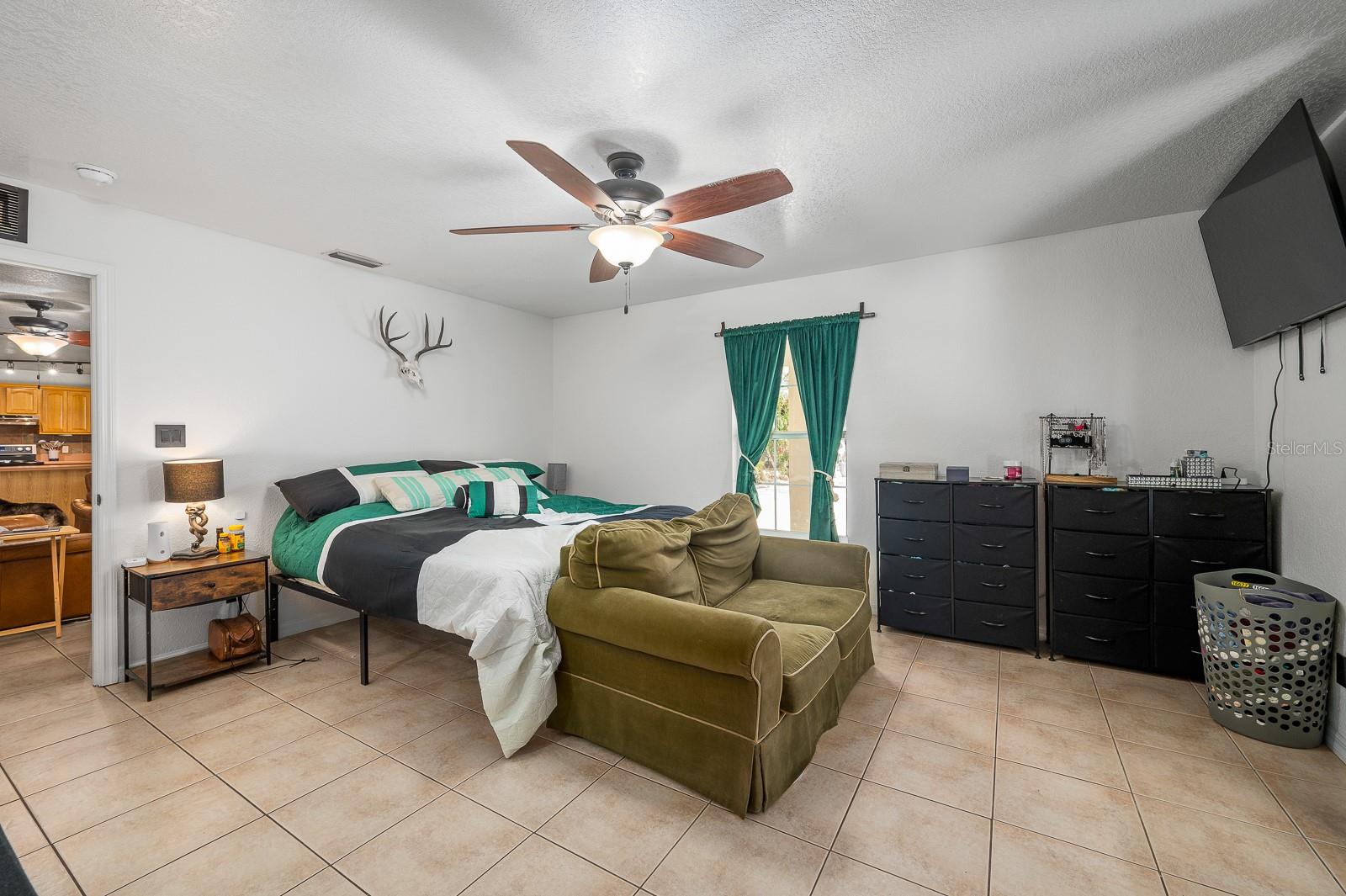 Image 29 of 48 For 11490 109th Place