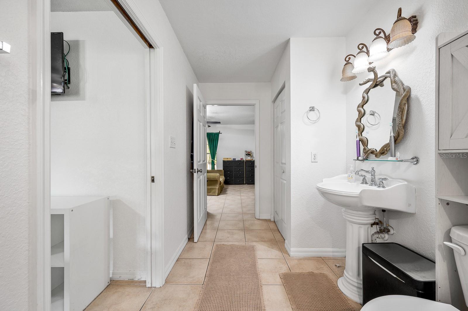 Image 32 of 48 For 11490 109th Place