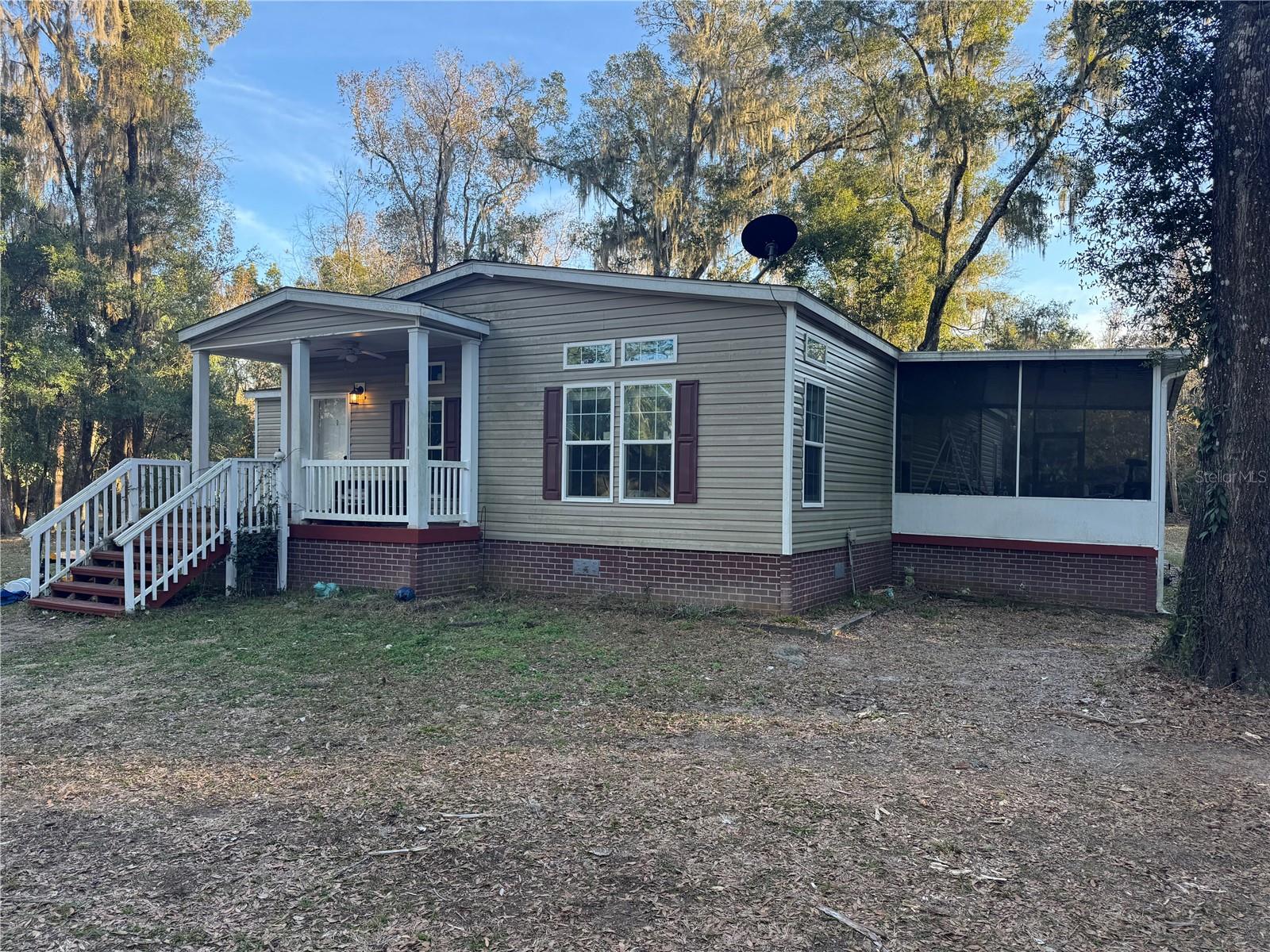 Details for 1085 State Road 100, FLORAHOME, FL 32140