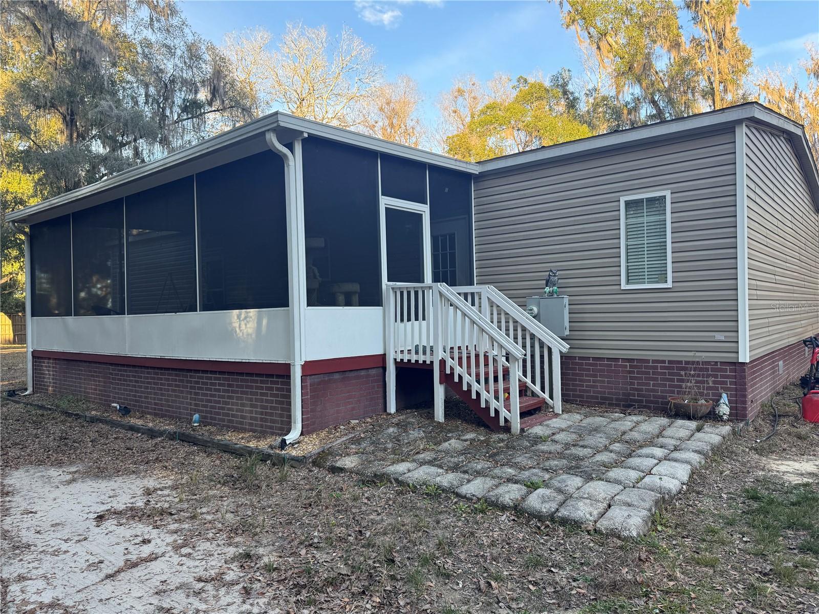 Image 18 of 52 For 1085 State Road 100