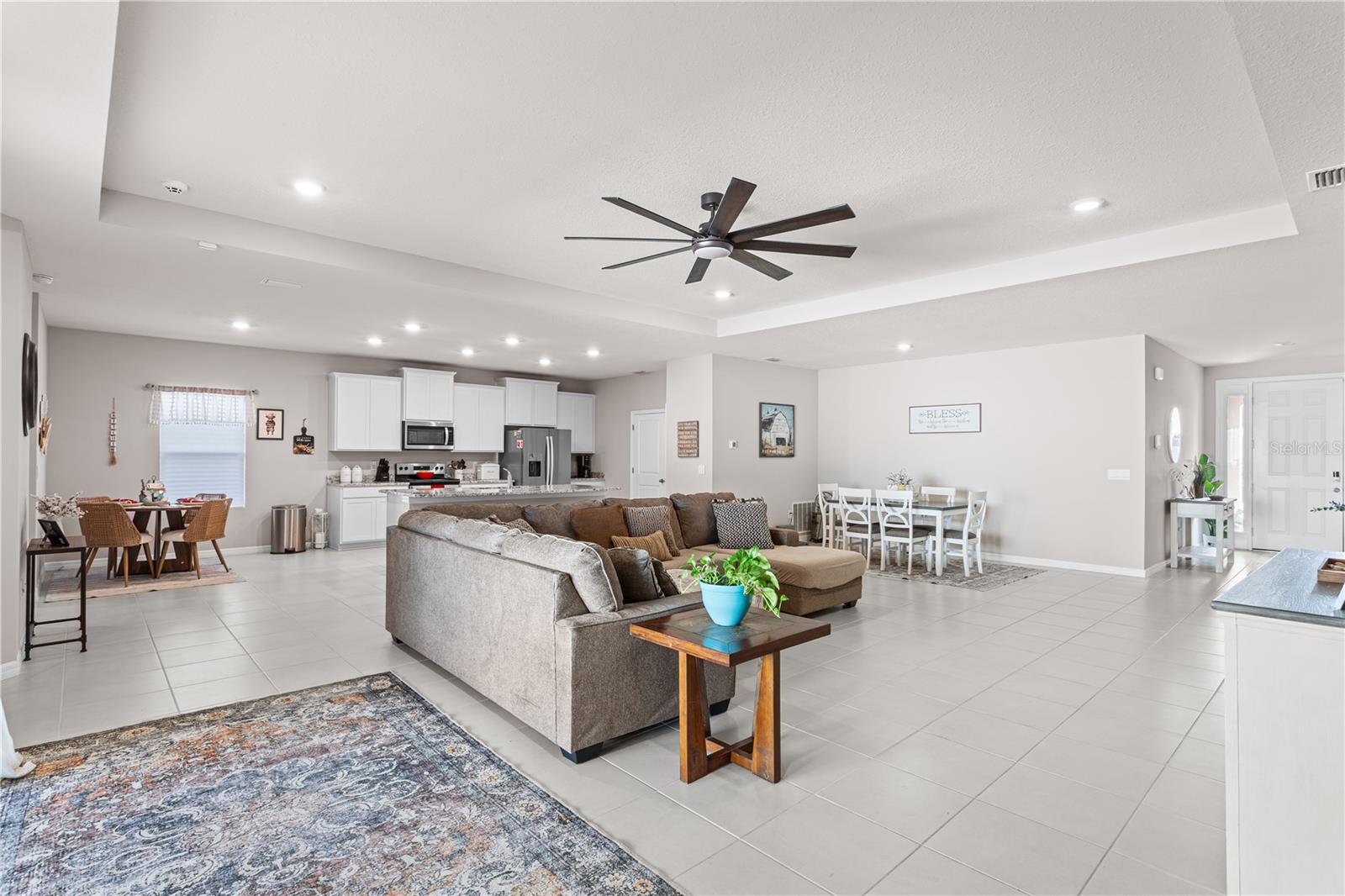 Image 8 of 31 For 17852 172nd Avenue