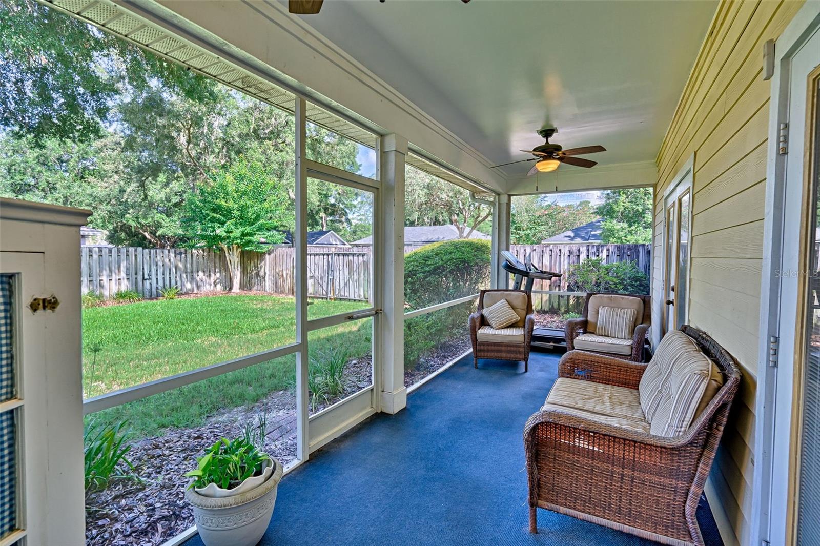 Image 30 of 37 For 6618 83rd Terrace