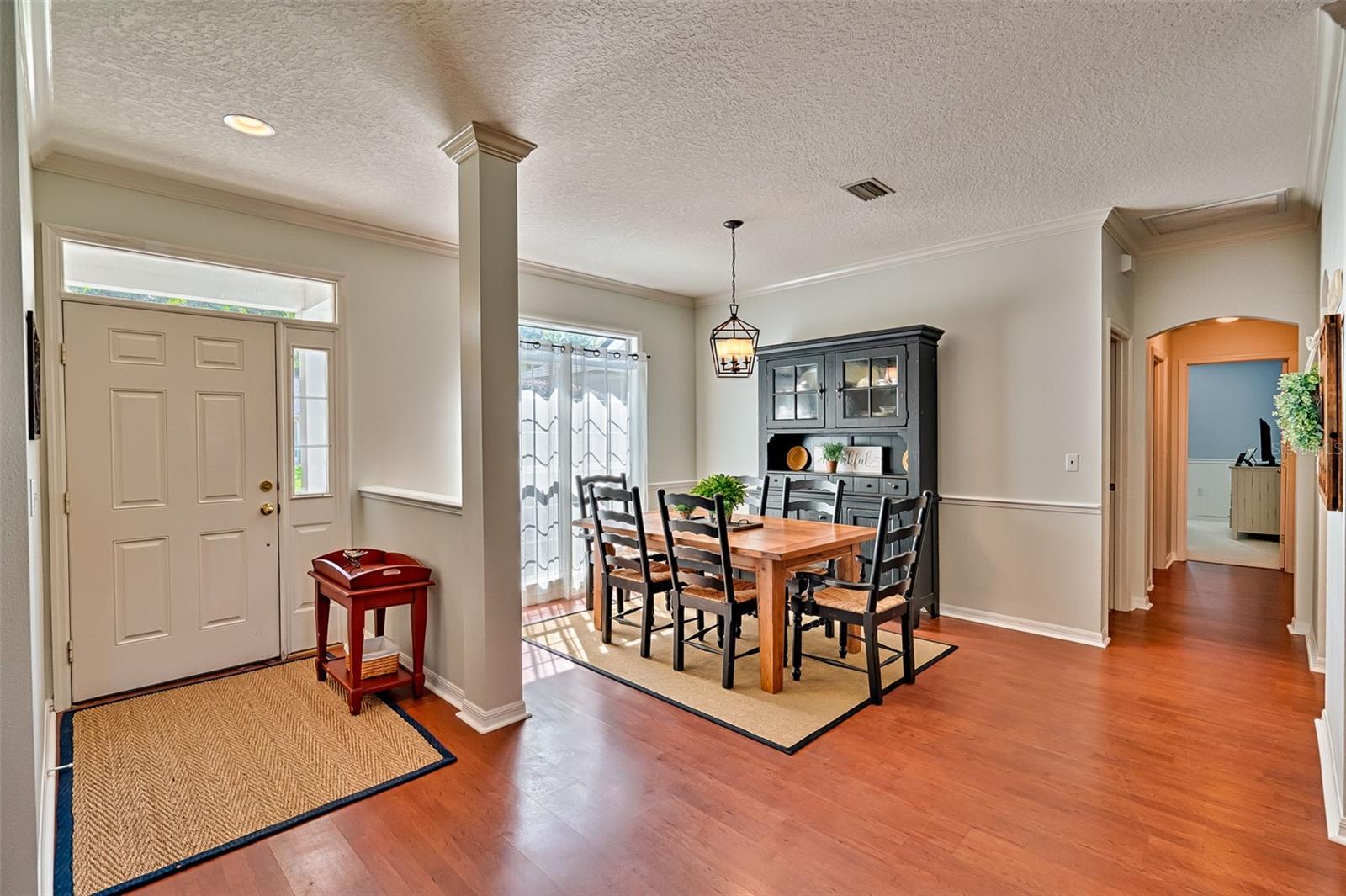 Image 7 of 37 For 6618 83rd Terrace