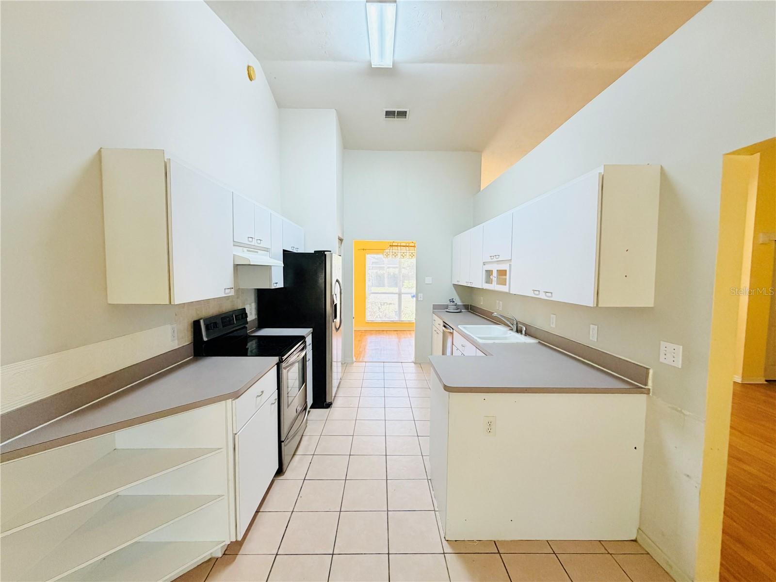 Image 16 of 43 For 4423 36th Street