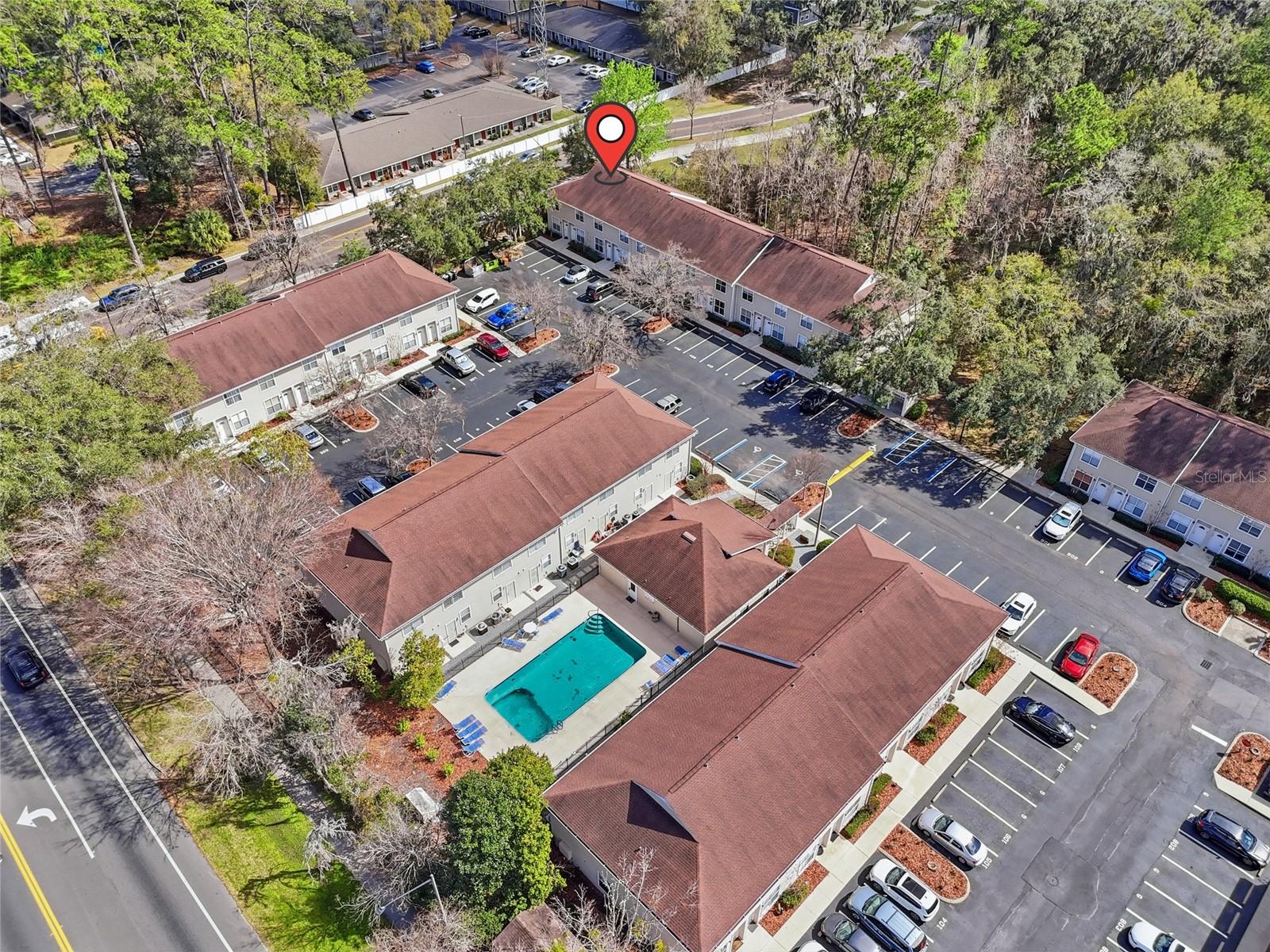 Image 21 of 28 For 3901 20th Avenue 401