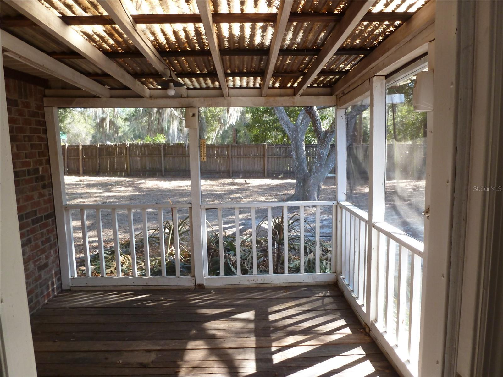 Image 18 of 31 For 5935 230th Terrace