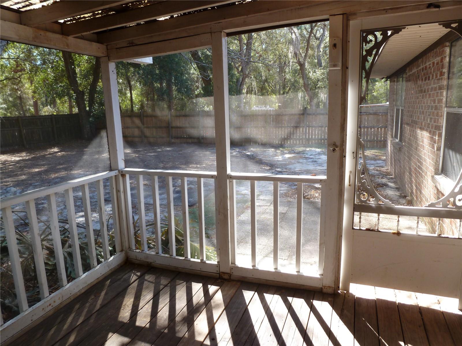 Image 19 of 31 For 5935 230th Terrace