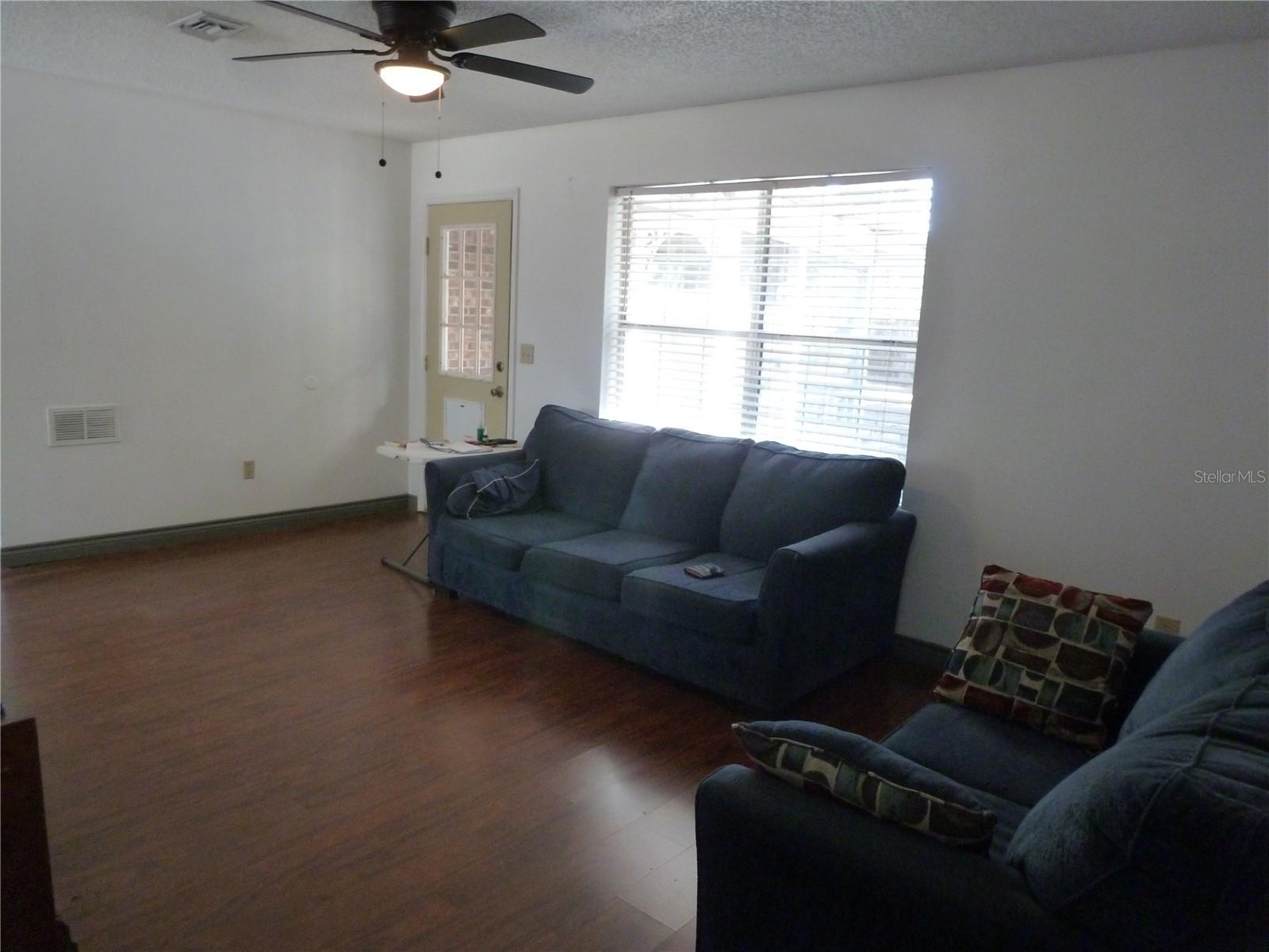 Image 6 of 31 For 5935 230th Terrace