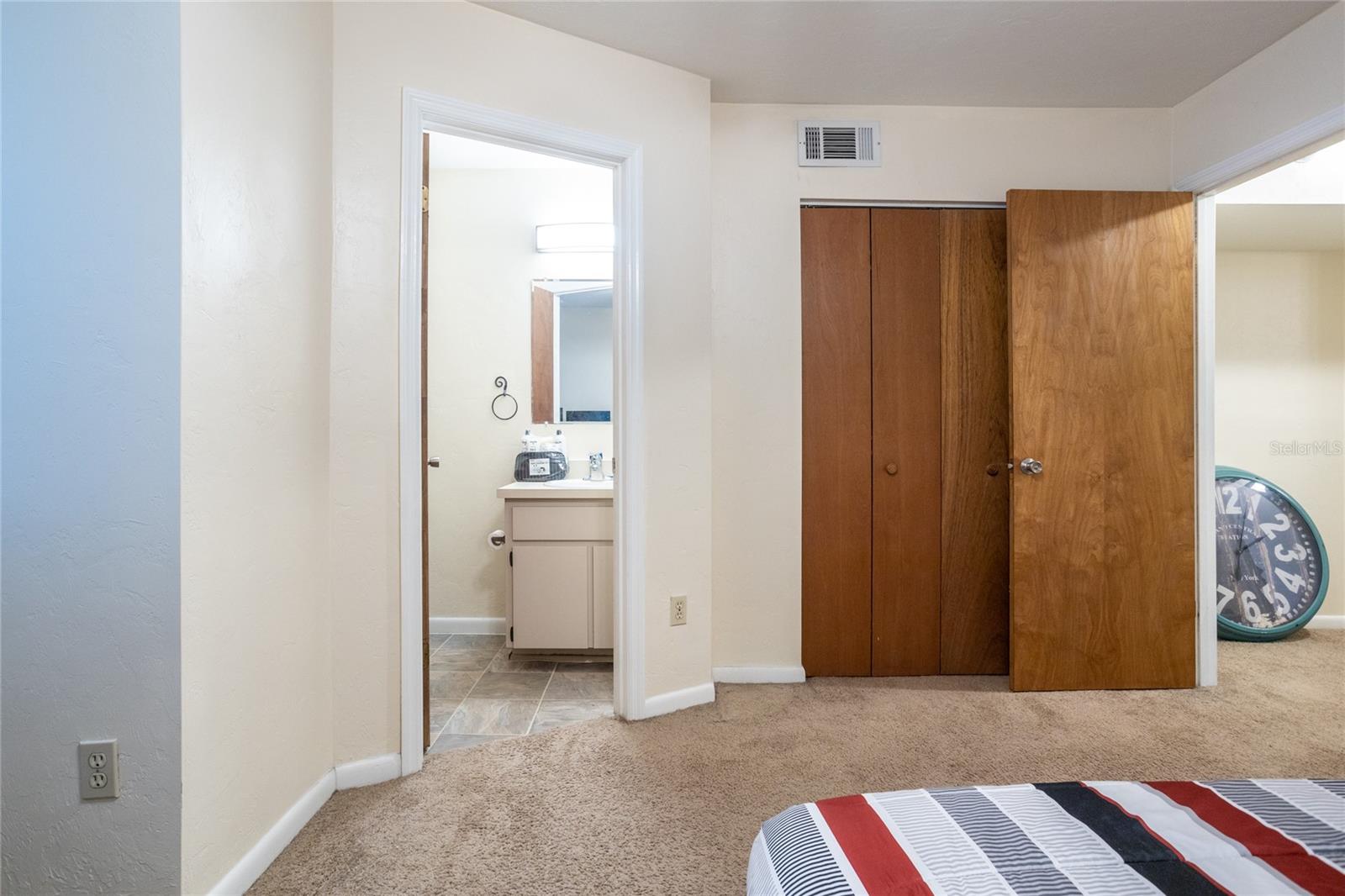 Image 18 of 27 For 4651 44th Lane