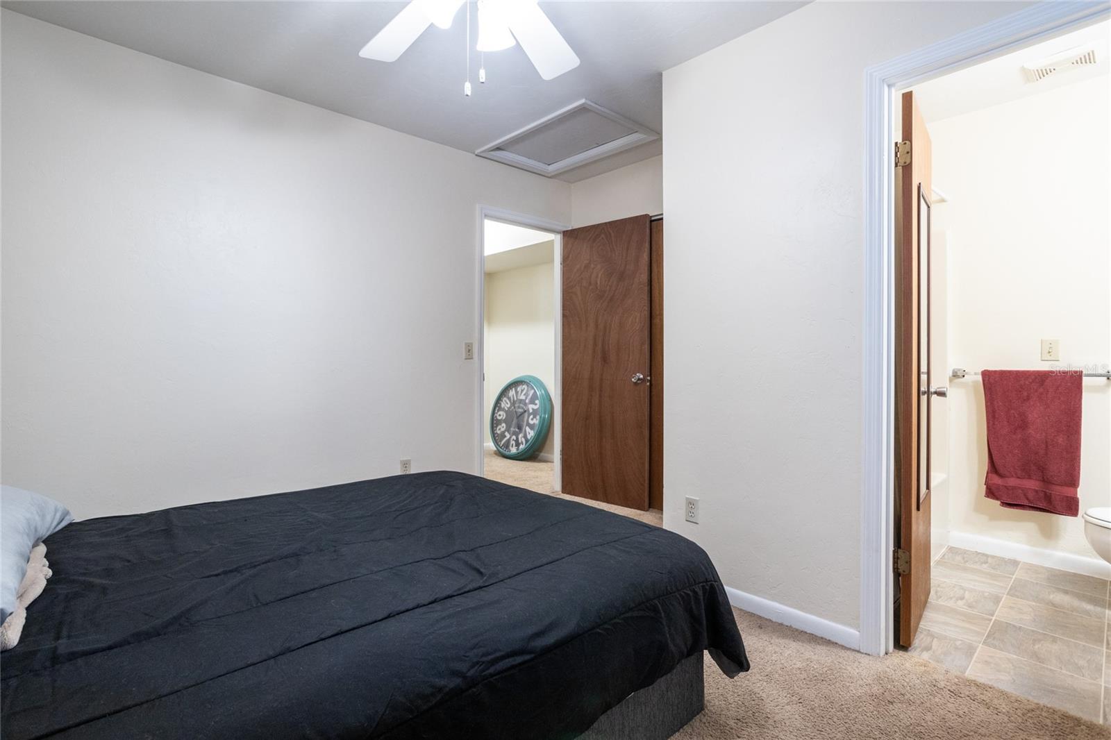 Image 21 of 27 For 4651 44th Lane