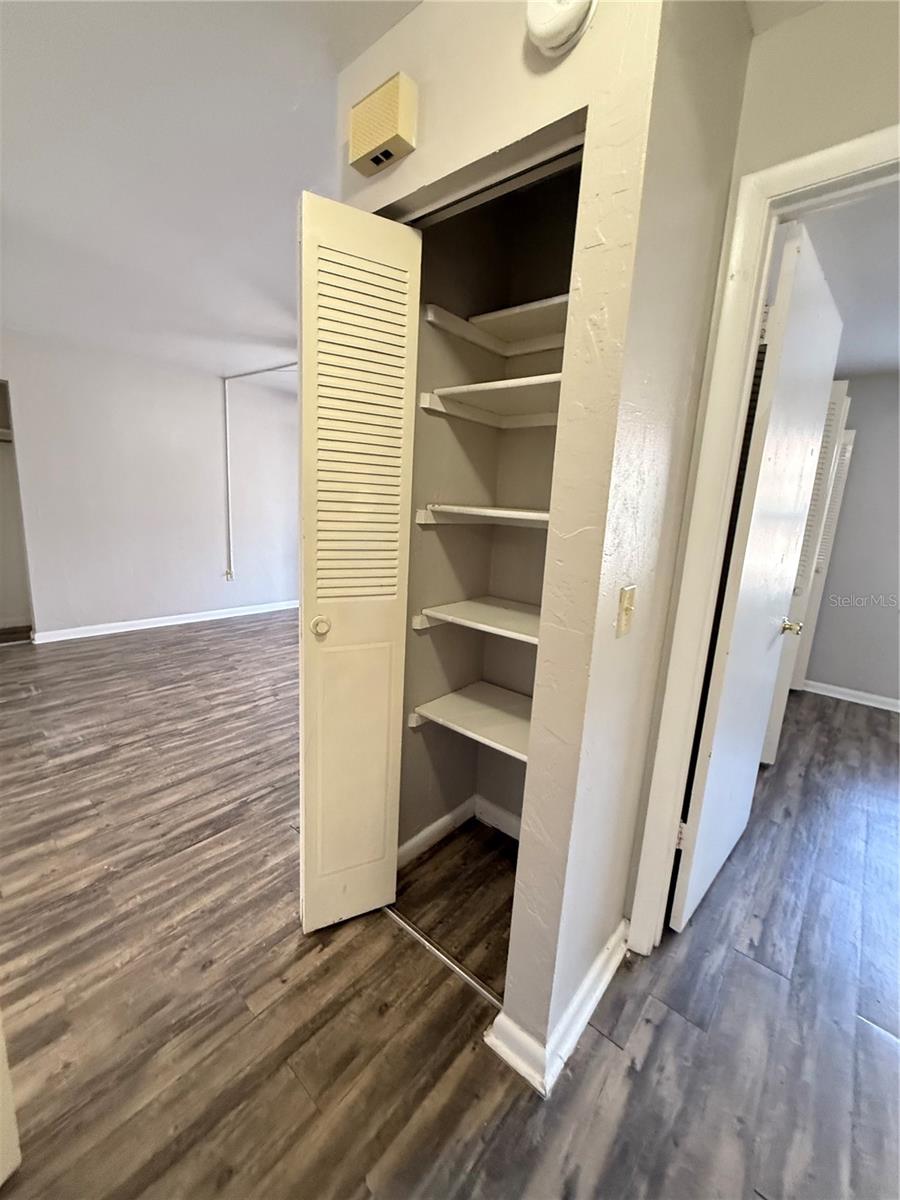 Image 11 of 18 For 625 11th Lane