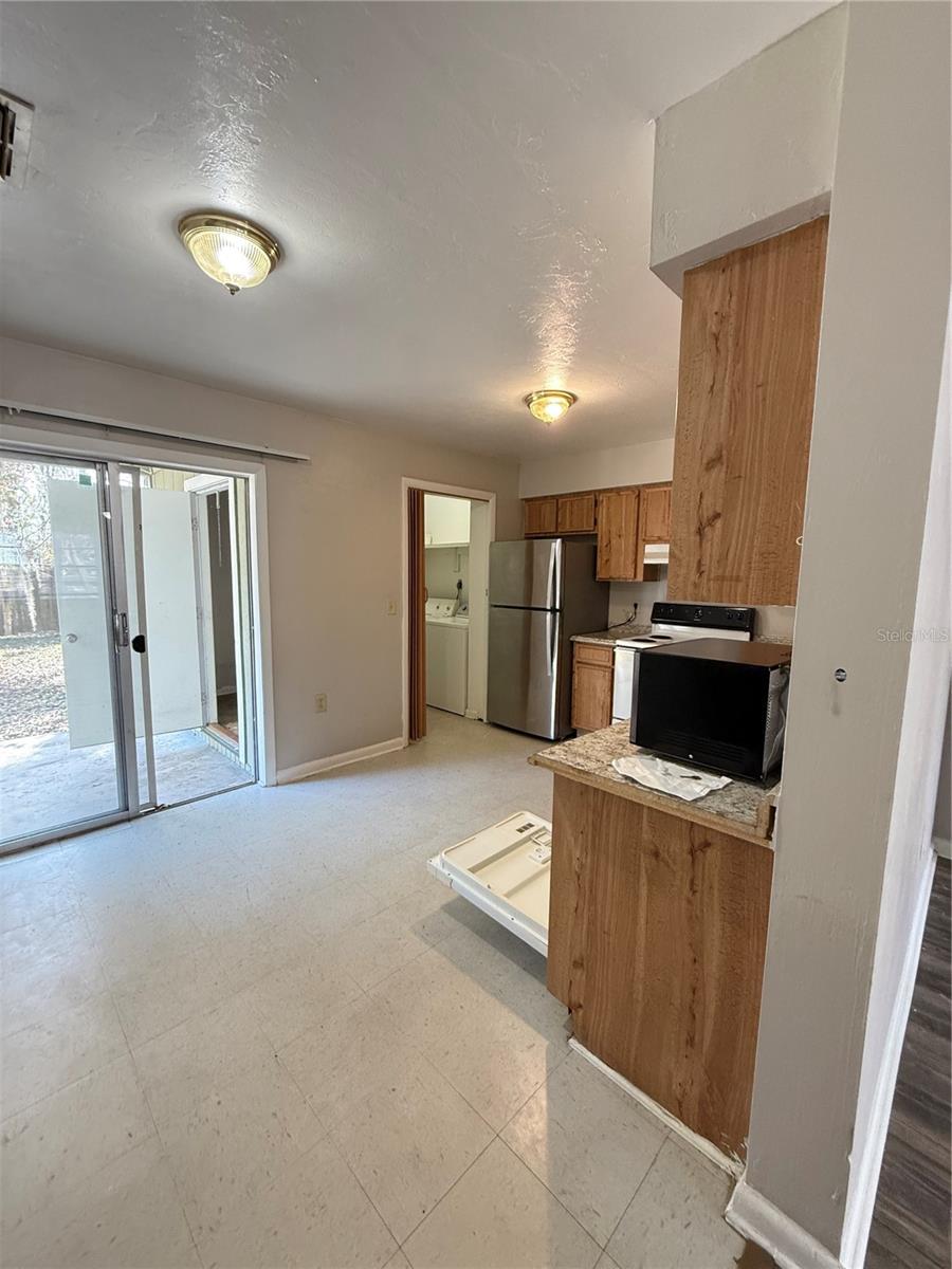 Image 17 of 18 For 625 11th Lane