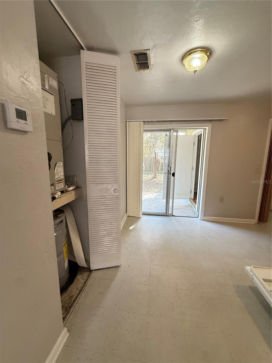 Image 8 of 18 For 625 11th Lane