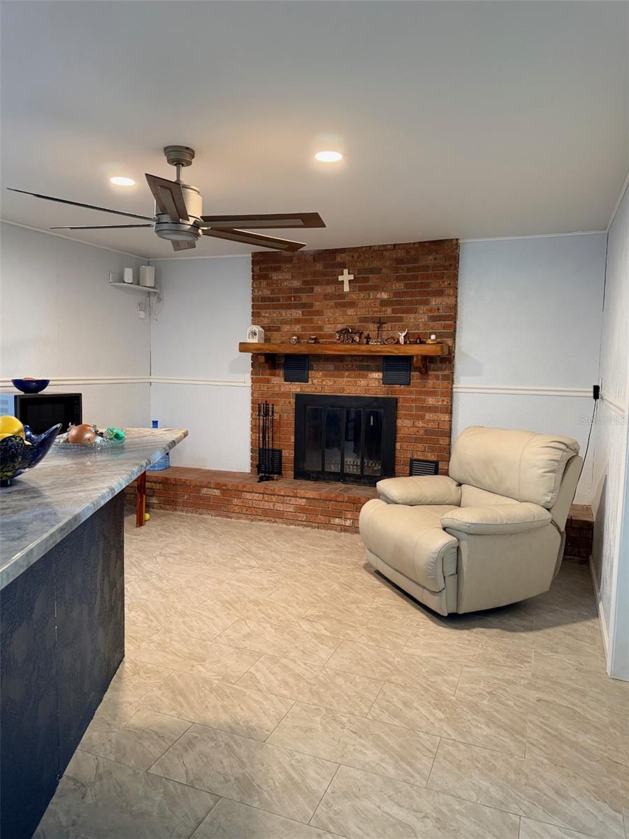 Image 11 of 44 For 12 Palm Drive